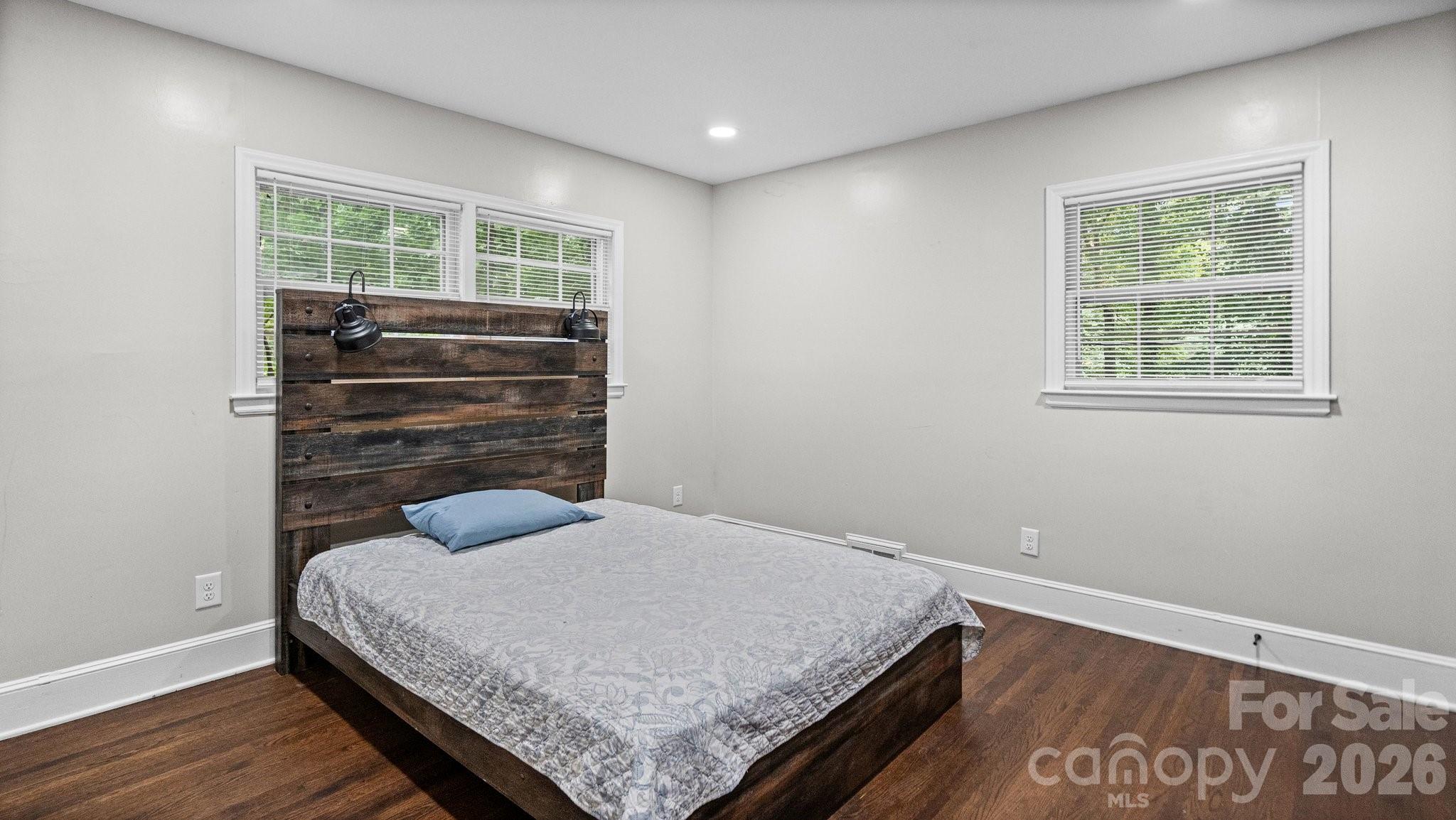7515 Shady Lane Property Photo 14
