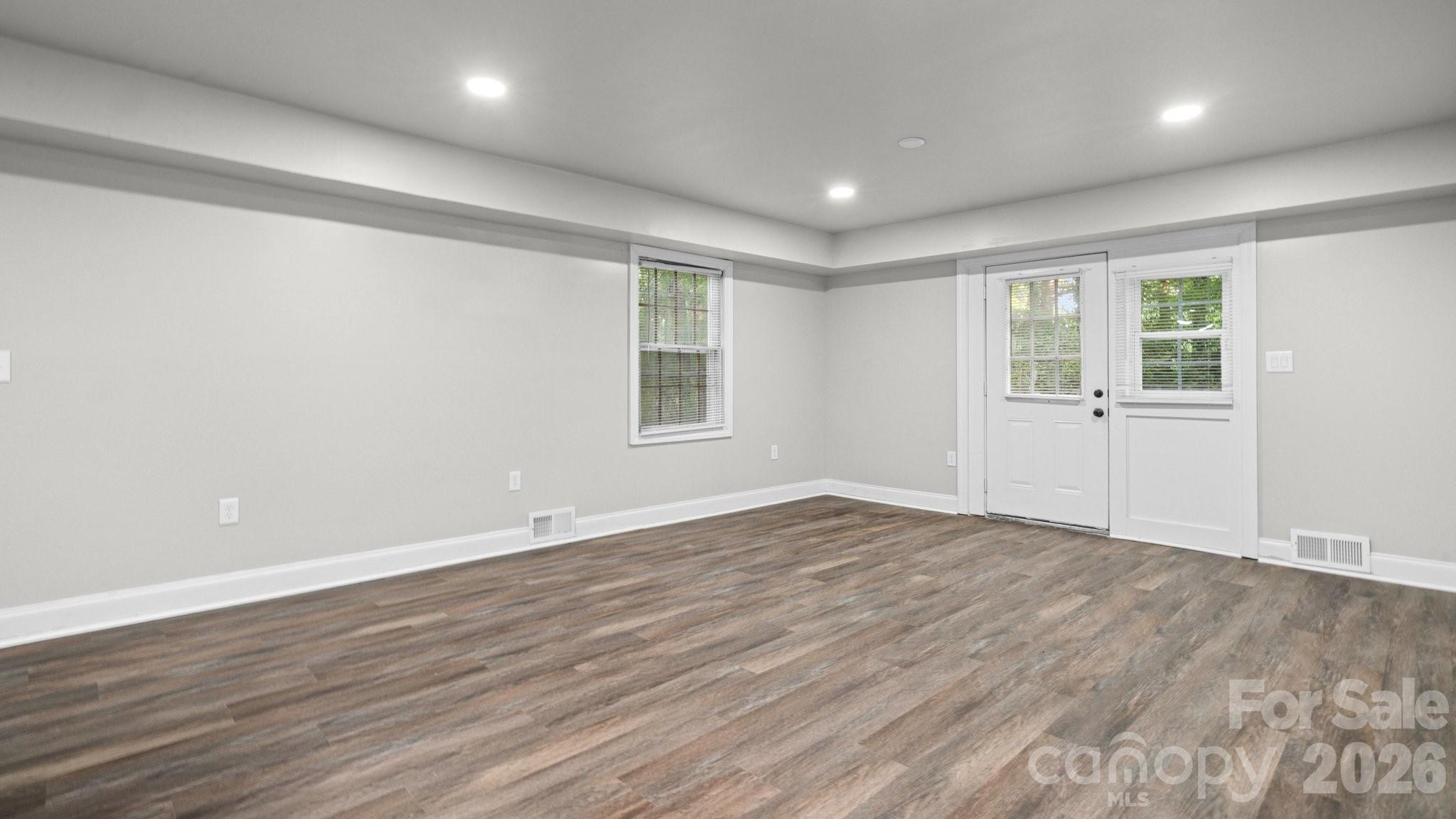 7515 Shady Lane Property Photo 23