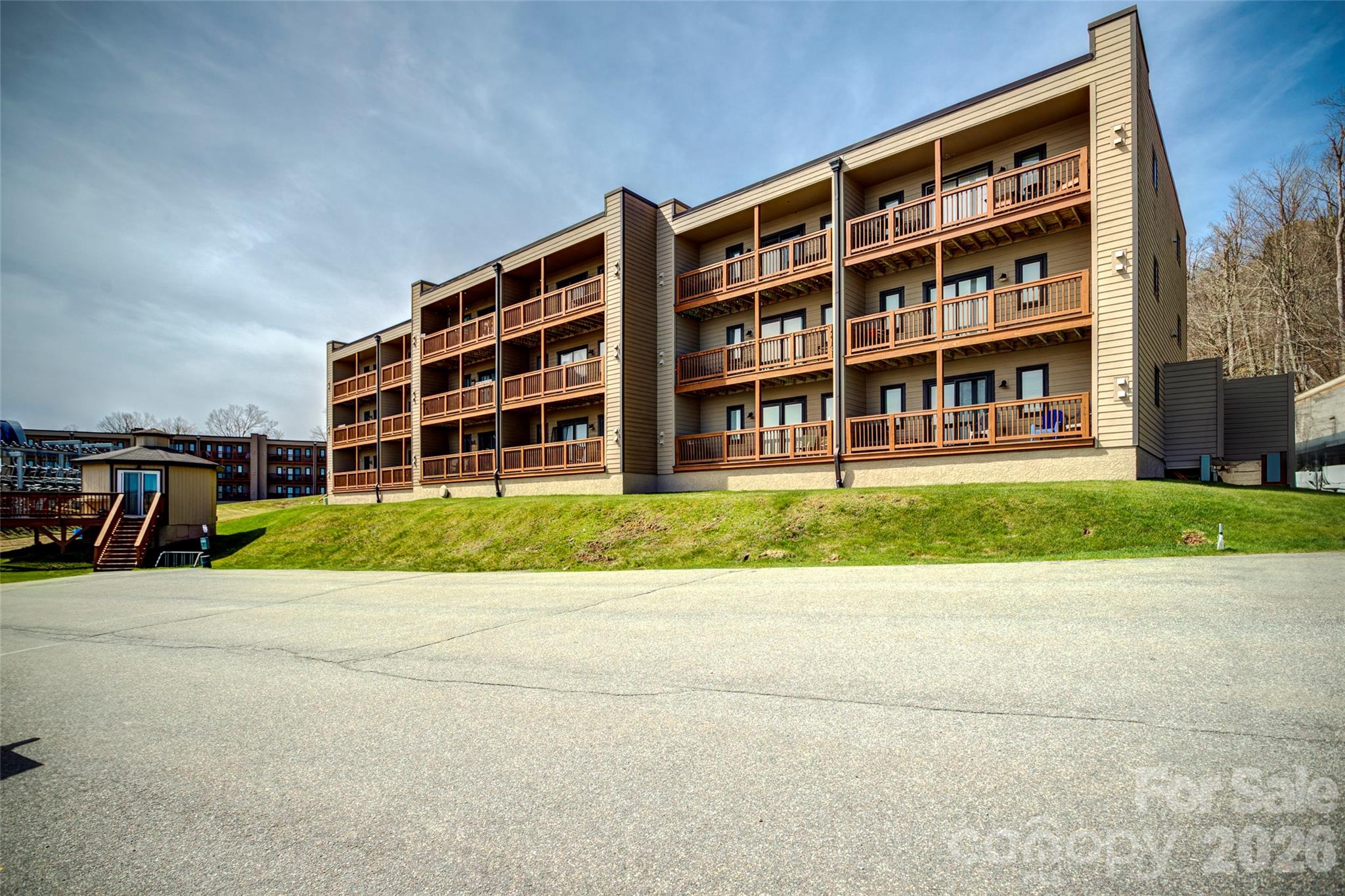103 Sugar Ski Drive 332 Property Photo 1