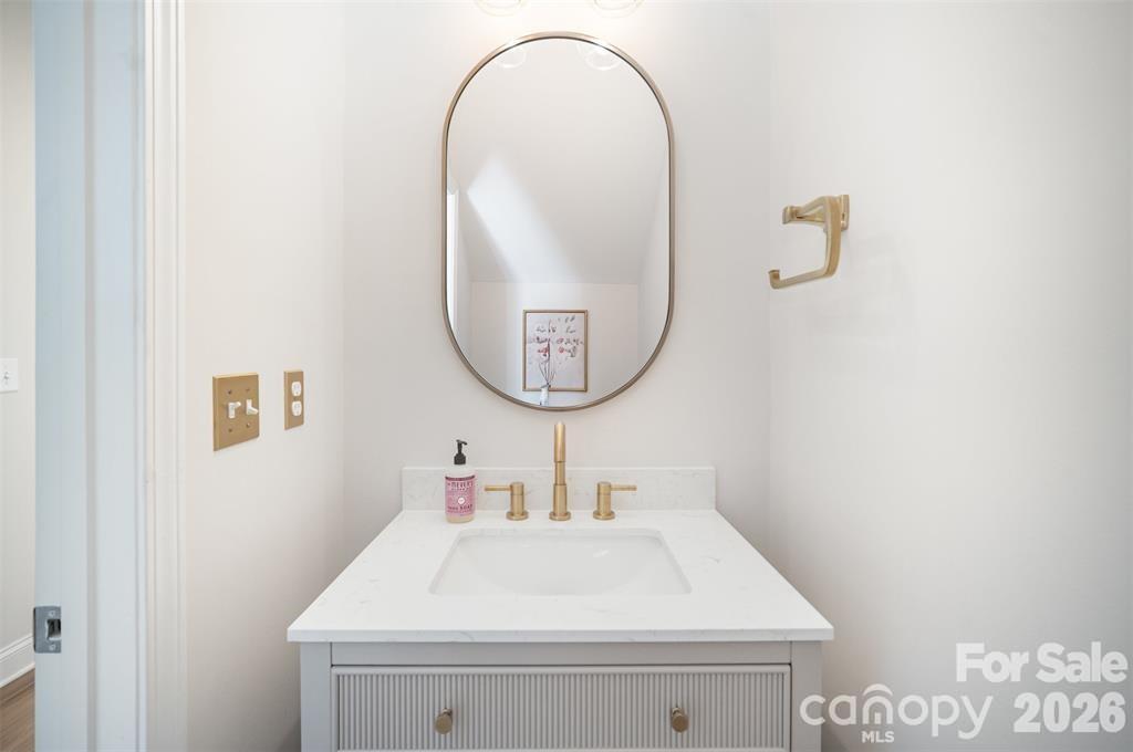 320 Lawrence Gray Road Property Photo 10