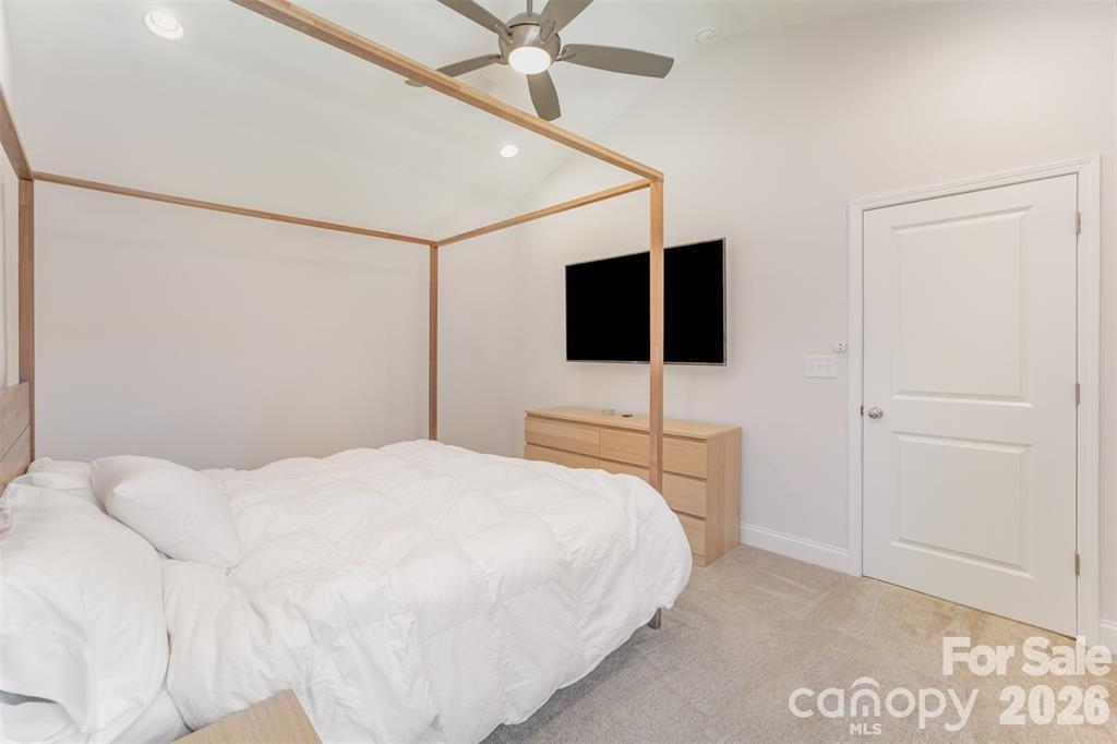 320 Lawrence Gray Road Property Photo 13