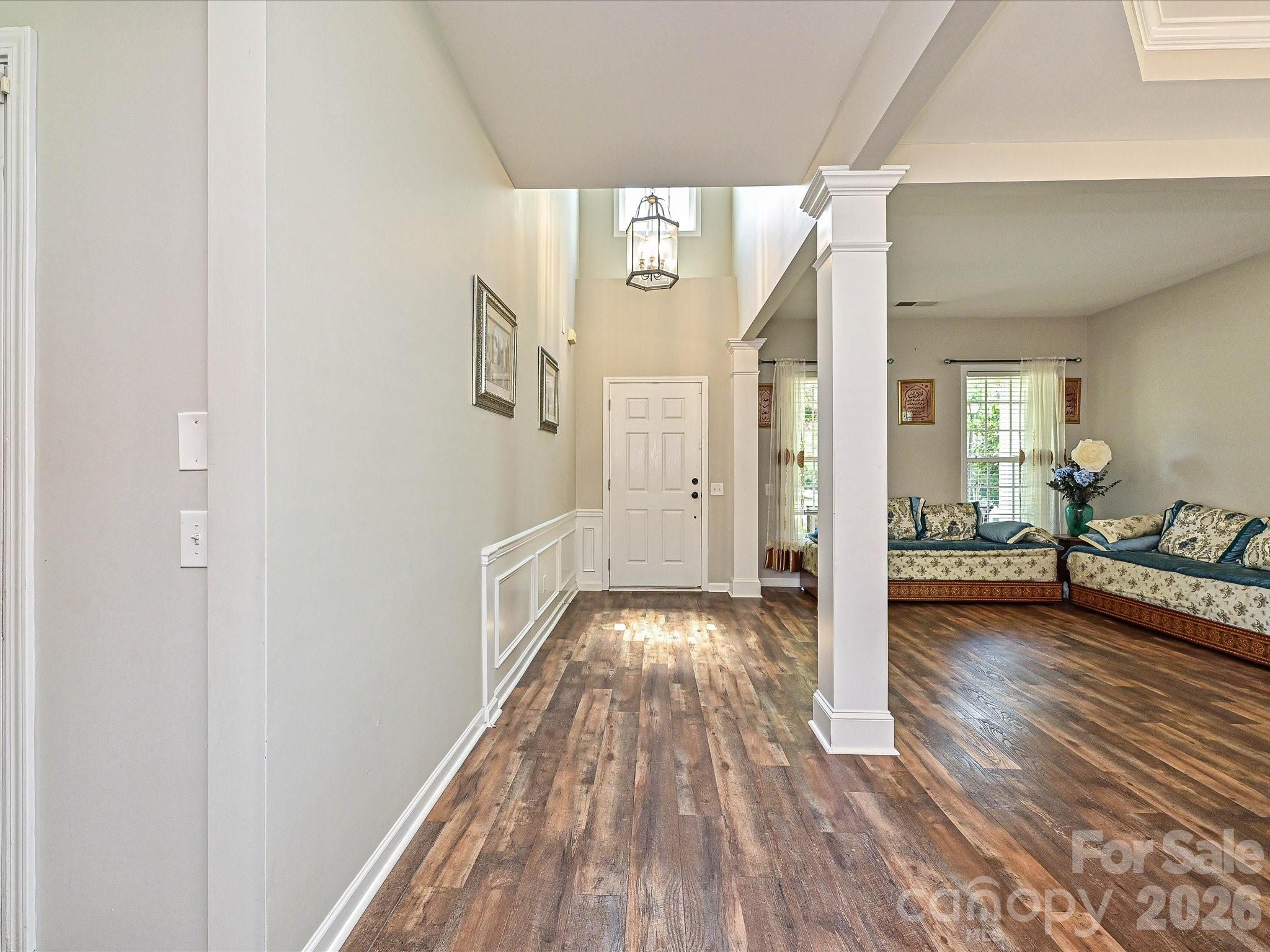 2505 Mullis Lane Property Photo 4