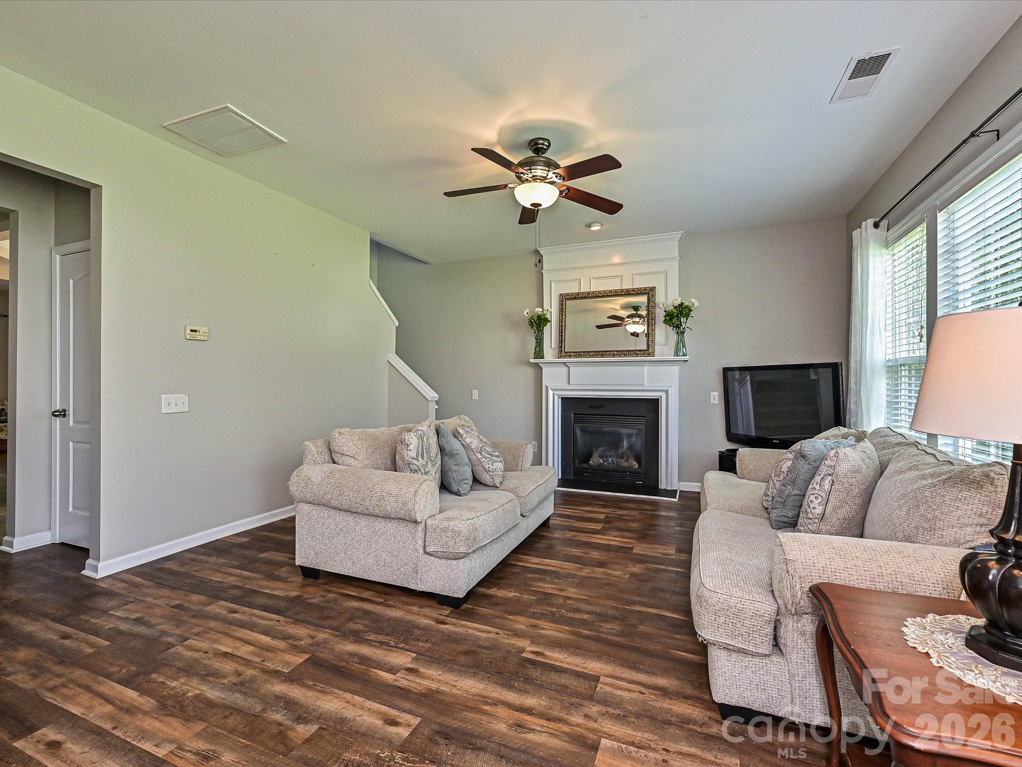 2505 Mullis Lane Property Photo 19