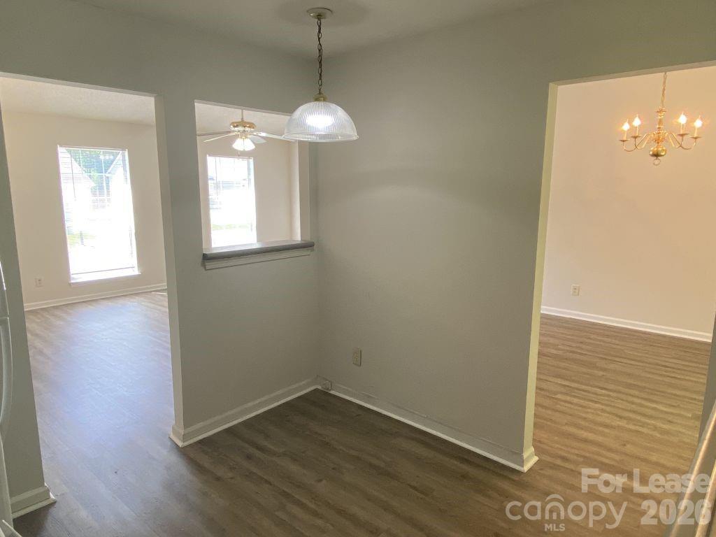 3122 Periwinkle Court Property Photo 8
