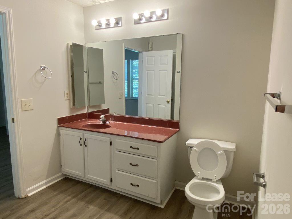 3122 Periwinkle Court Property Photo 12