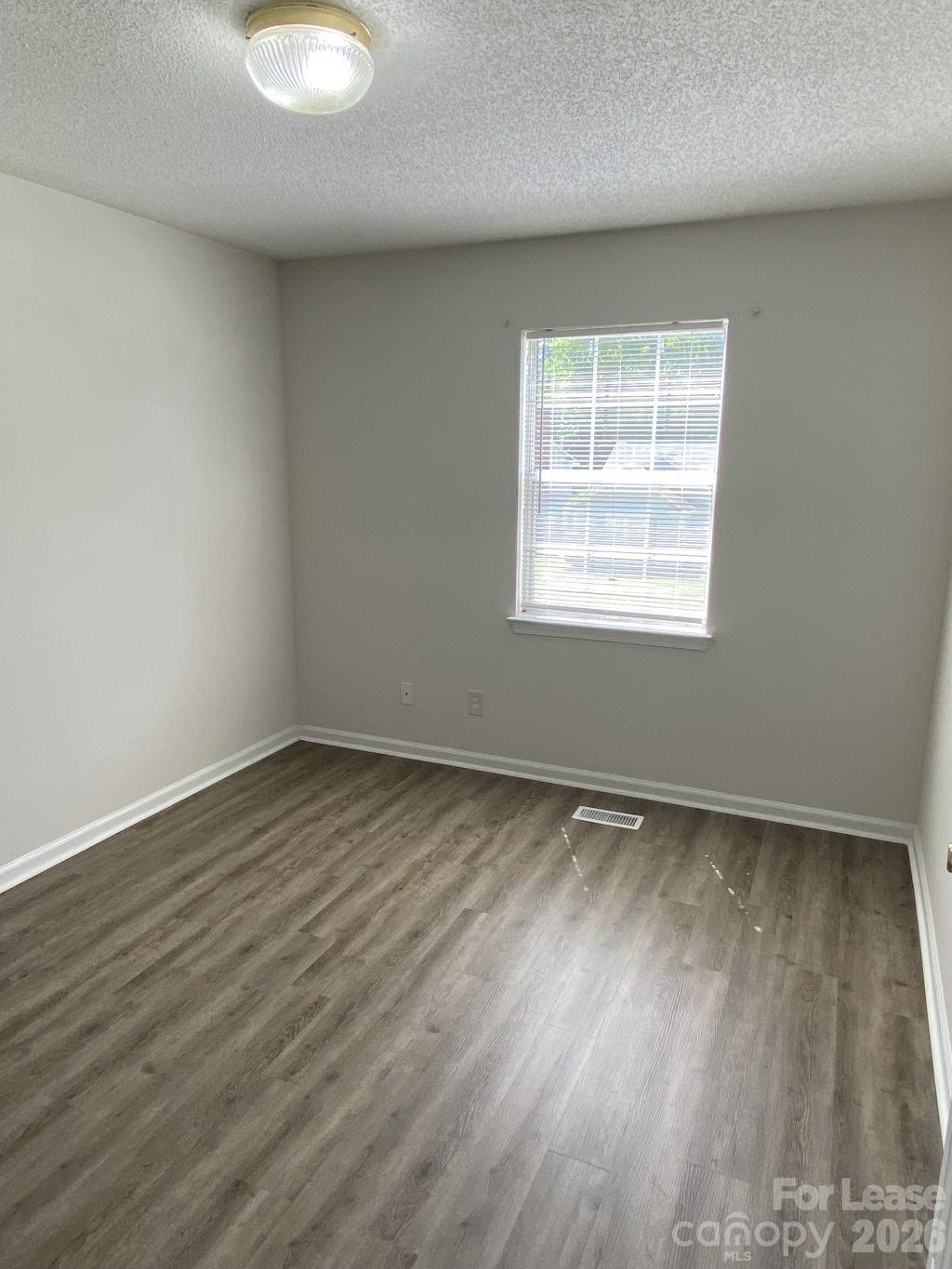 3122 Periwinkle Court Property Photo 14