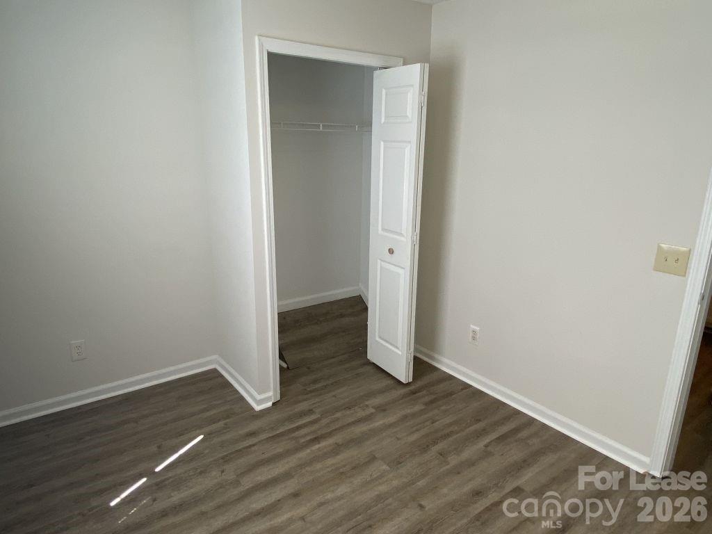 3122 Periwinkle Court Property Photo 17