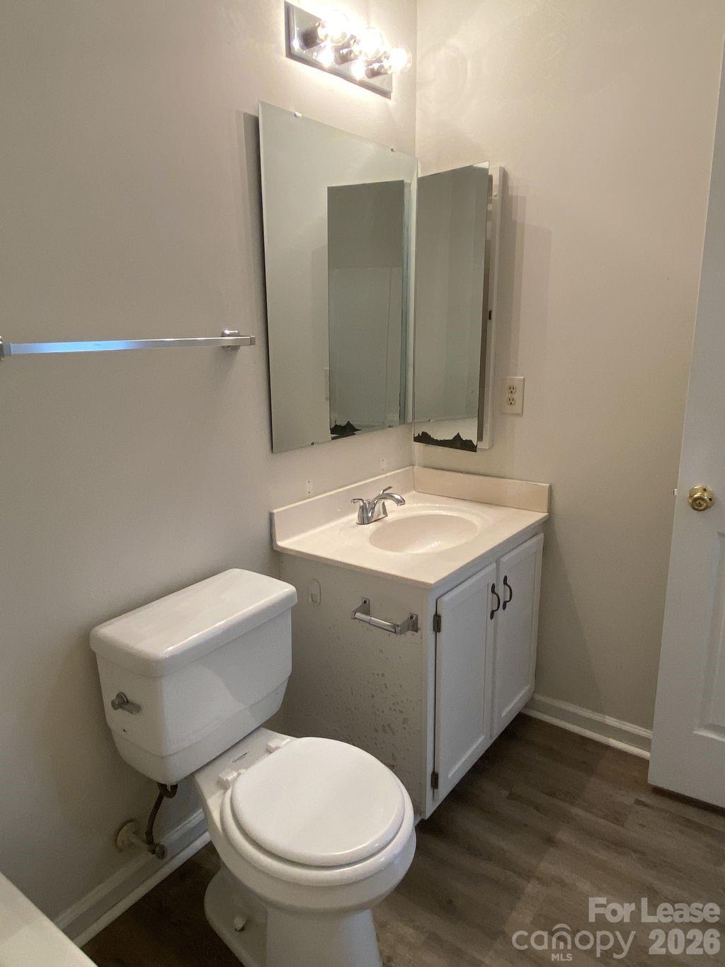 3122 Periwinkle Court Property Photo 18