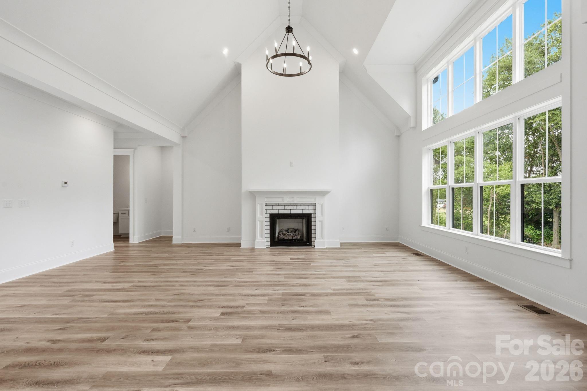 301 Spanish Oak Lane Property Photo 6