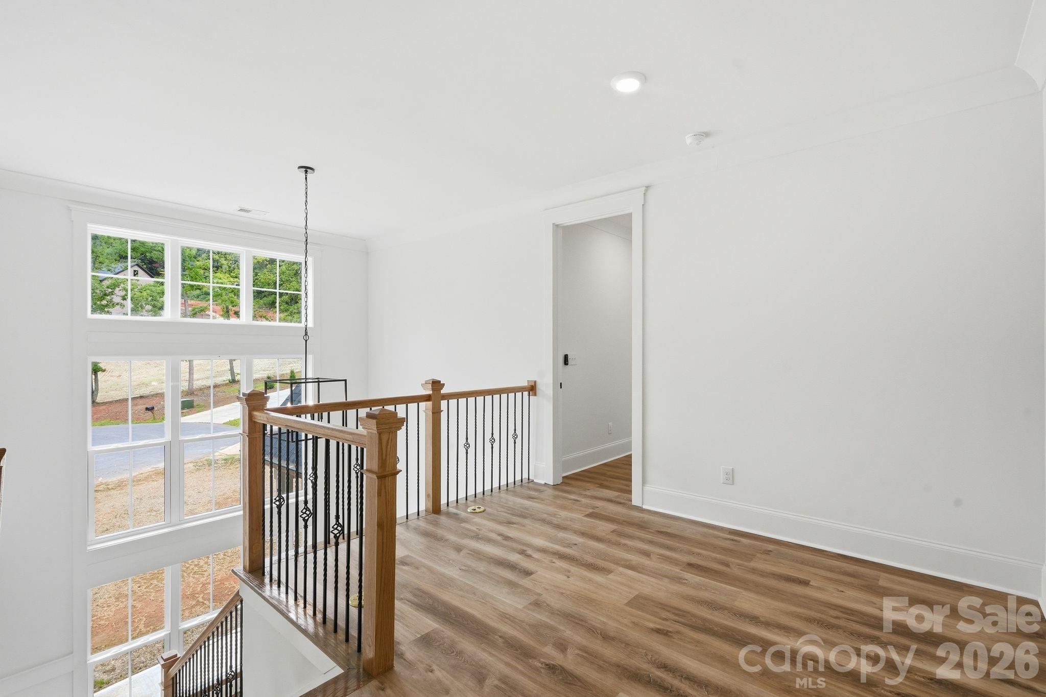 301 Spanish Oak Lane Property Photo 13