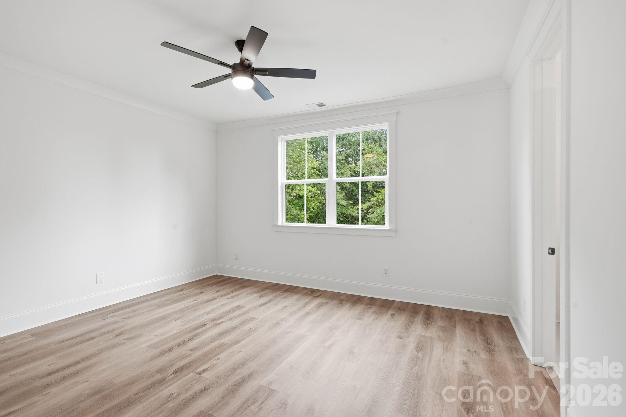301 Spanish Oak Lane Property Photo 21