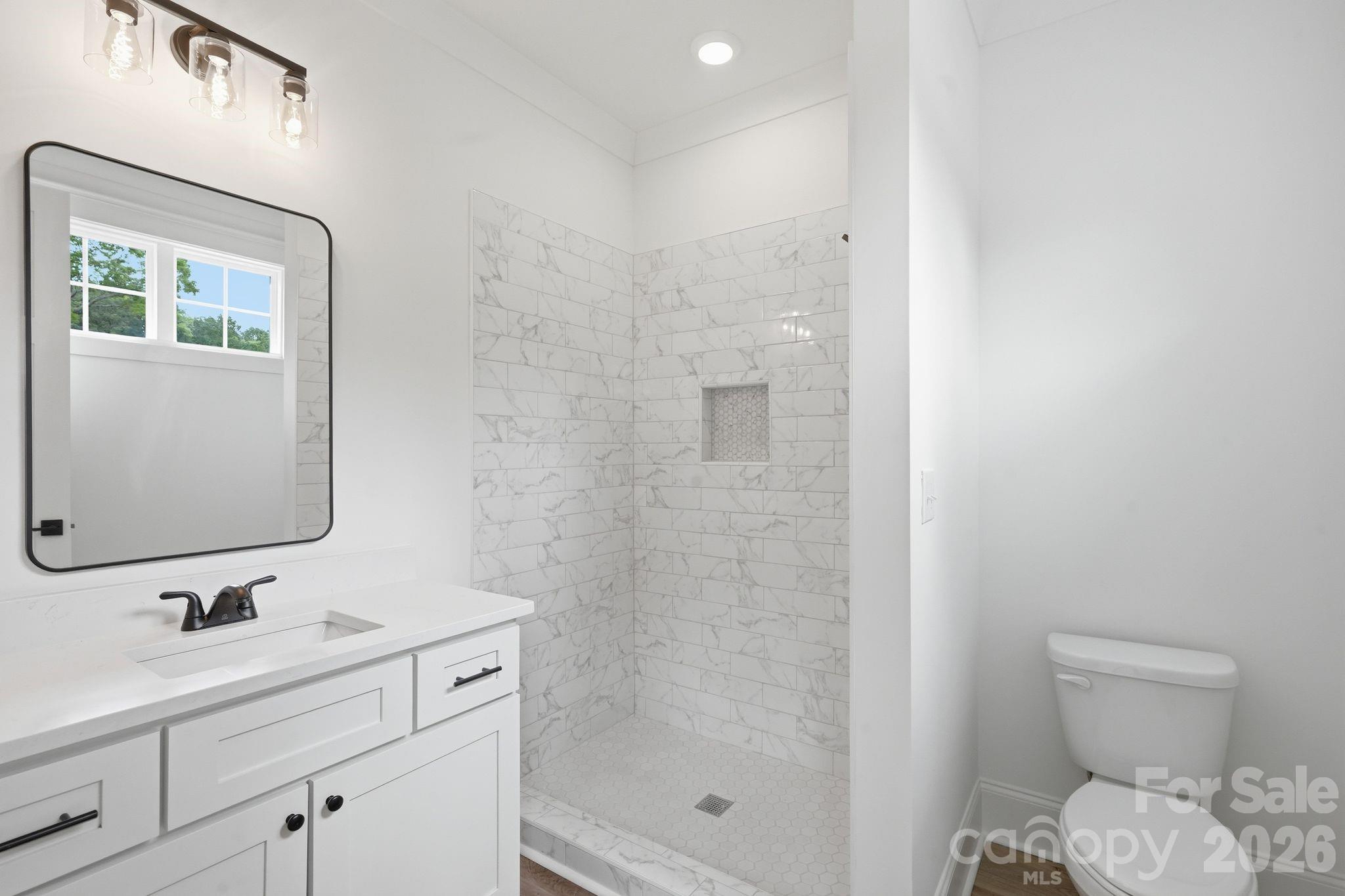 301 Spanish Oak Lane Property Photo 22