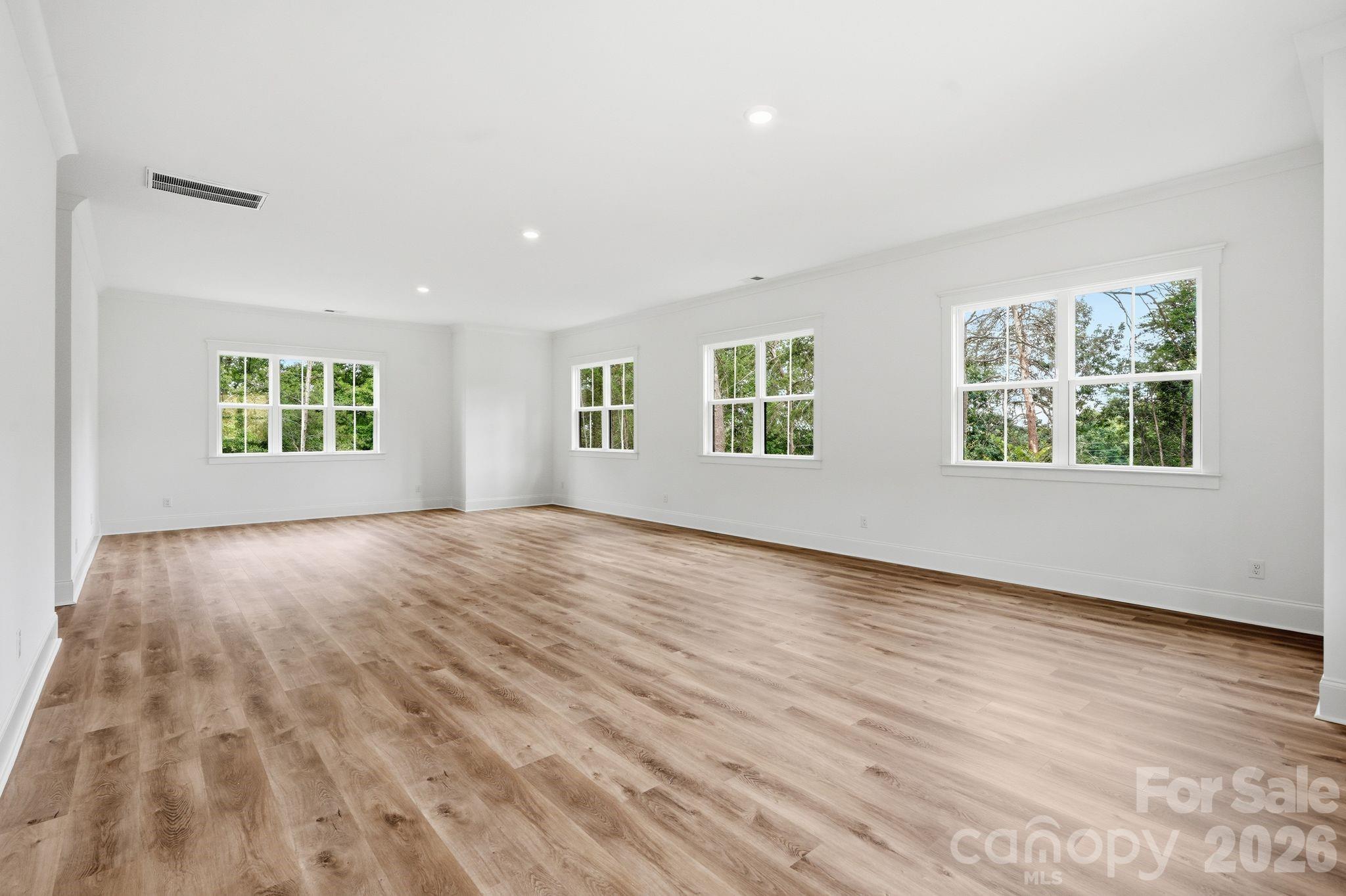 301 Spanish Oak Lane Property Photo 25
