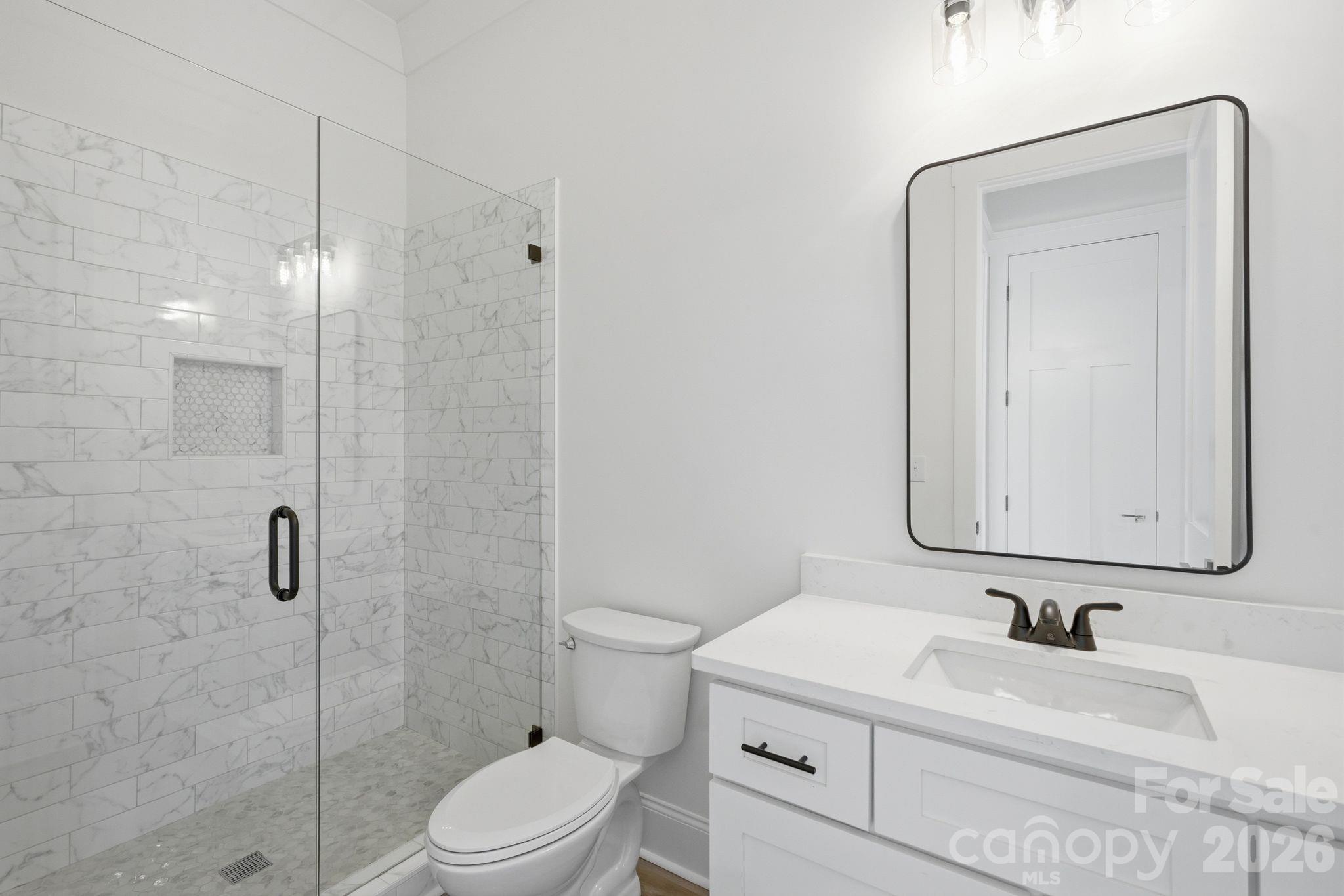 301 Spanish Oak Lane Property Photo 26