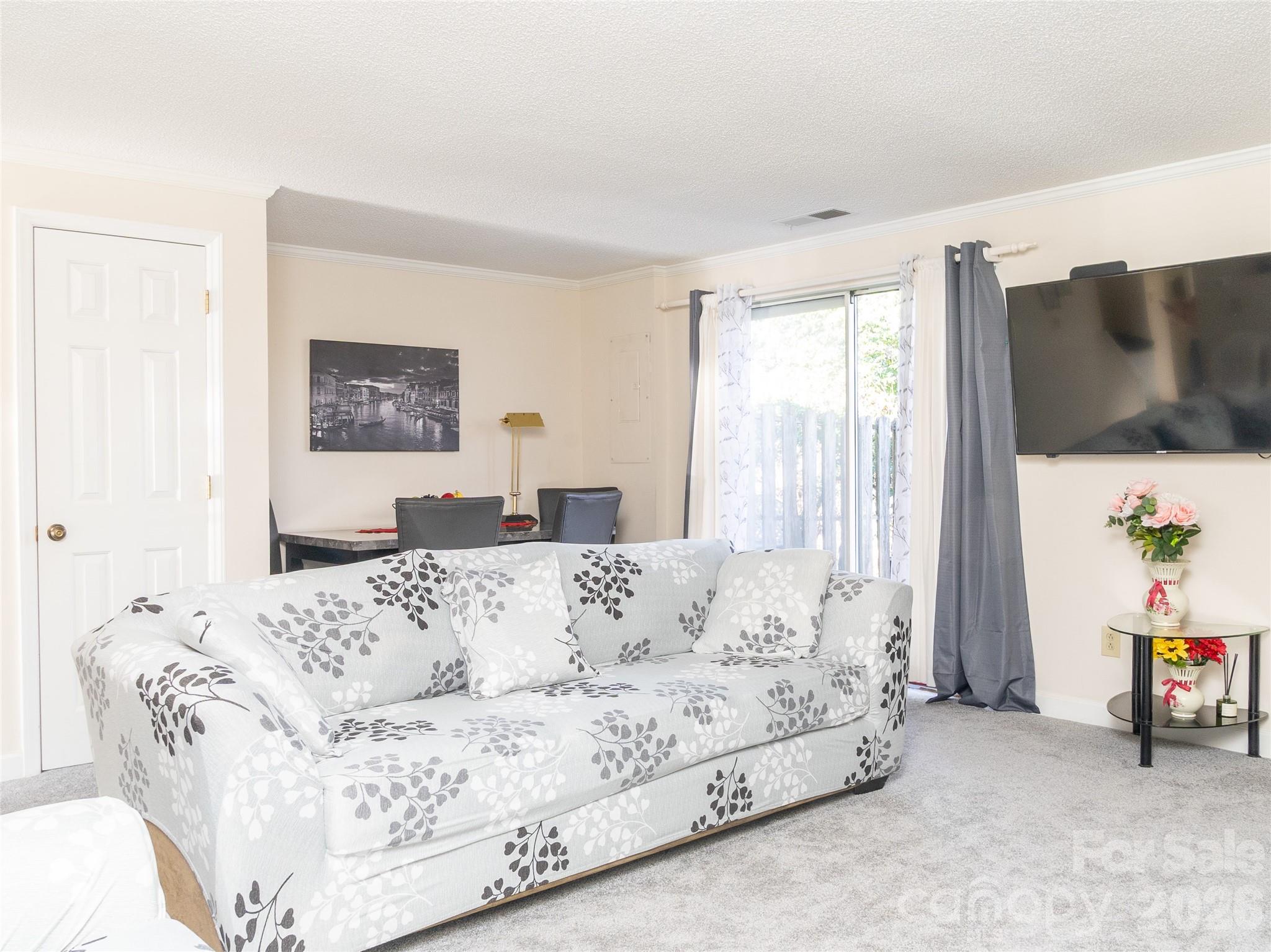 9718 Old Gate Drive Property Photo 6