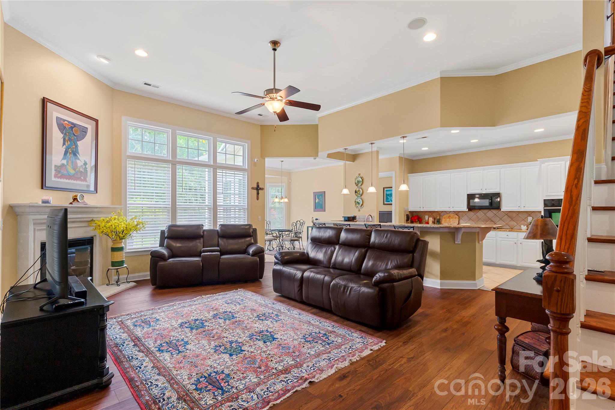 8505 Whitehawk Hill Road Property Photo 6