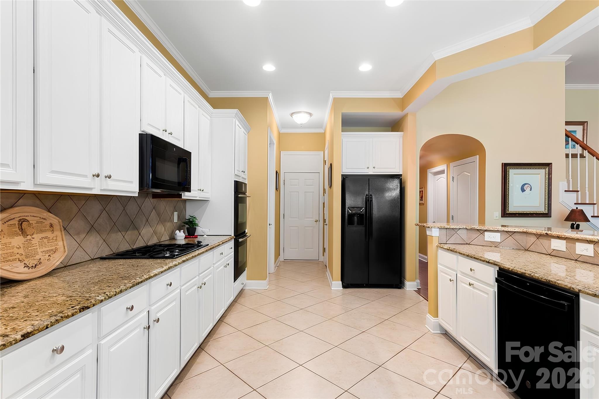 8505 Whitehawk Hill Road Property Photo 8