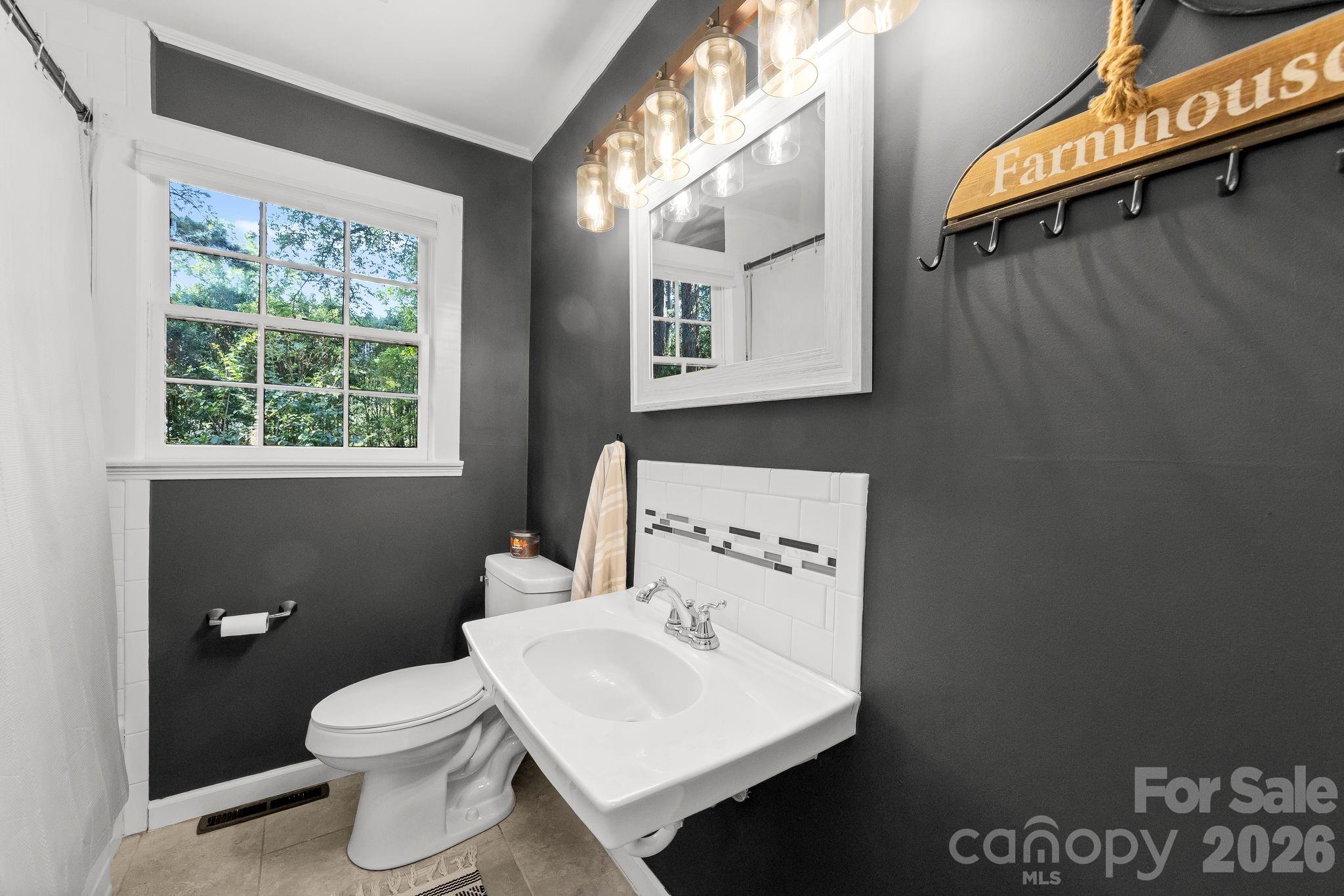 350 Jefferson Street Property Photo 11