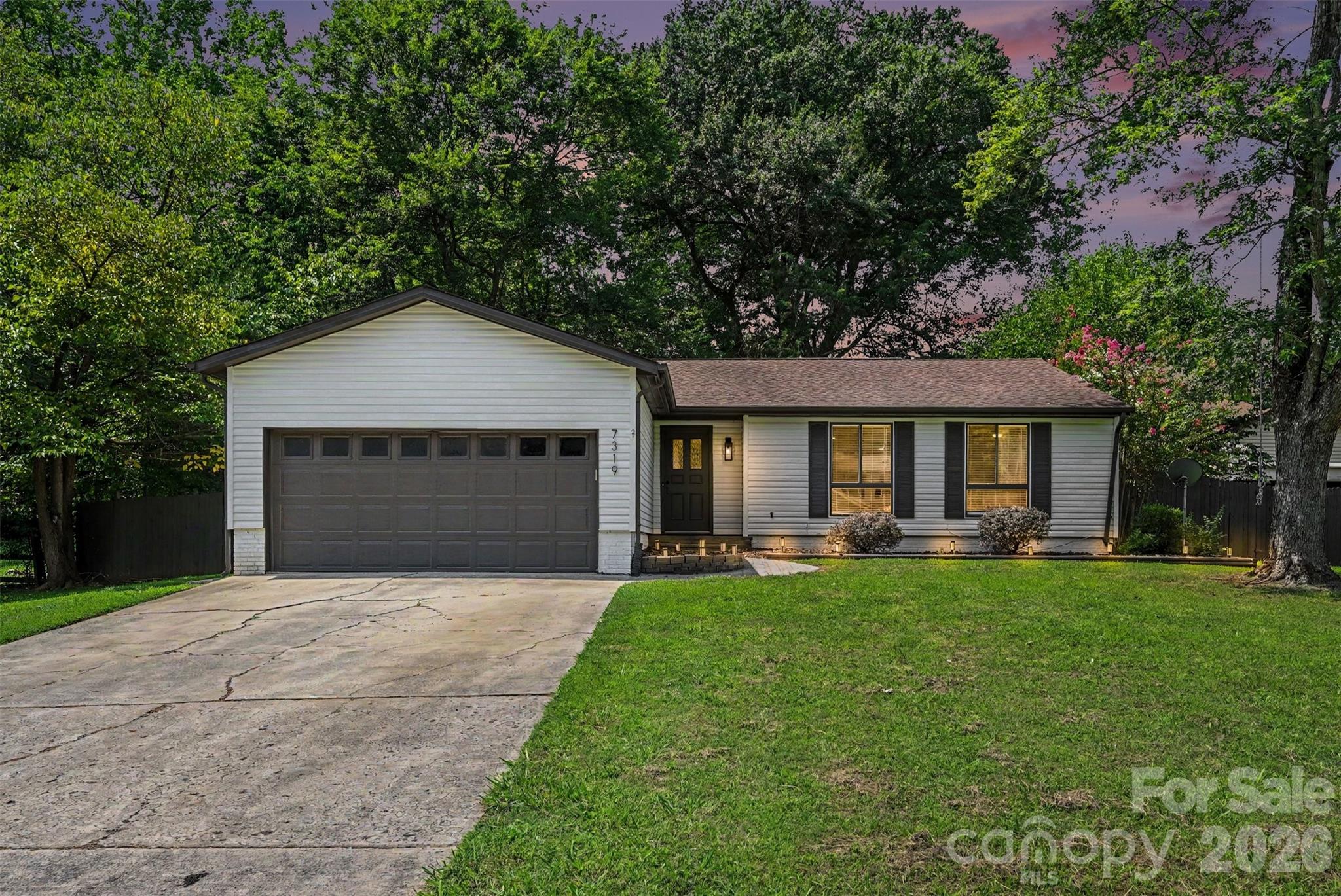 7319 Shadowlake Drive Property Photo 1