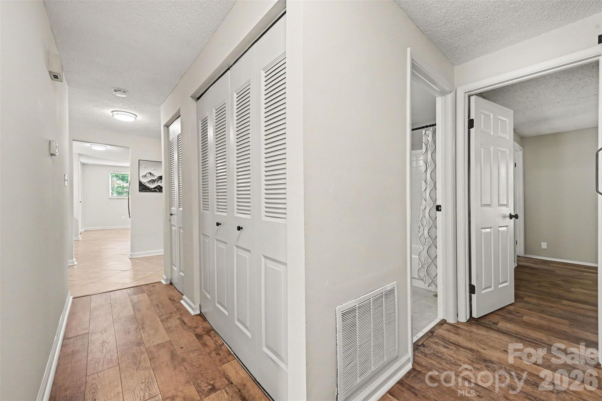 7319 Shadowlake Drive Property Photo 4