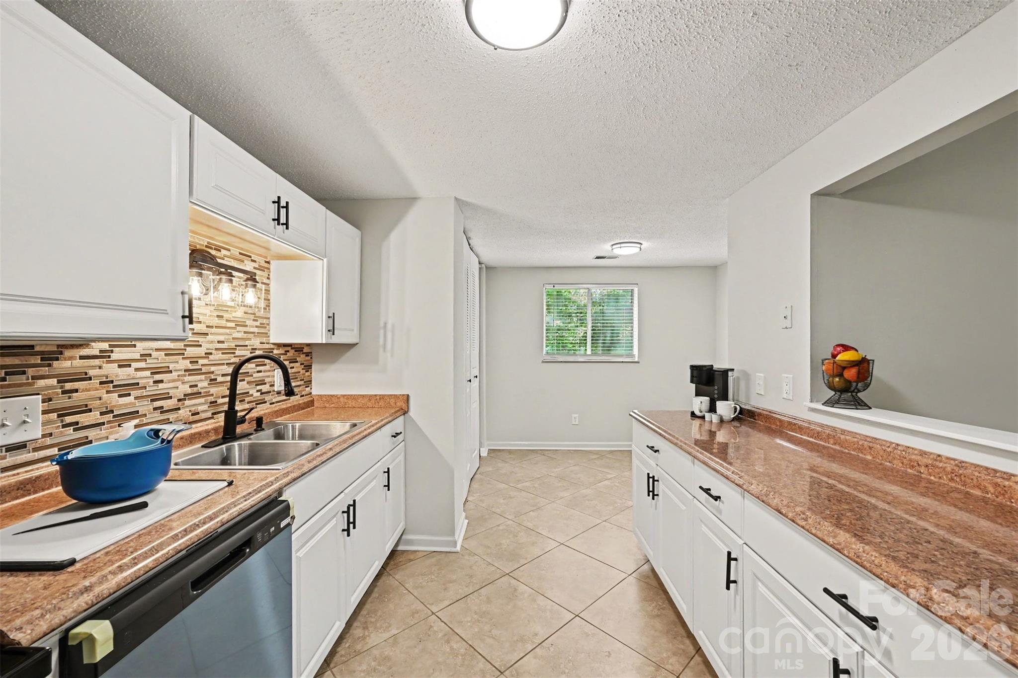 7319 Shadowlake Drive Property Photo 12
