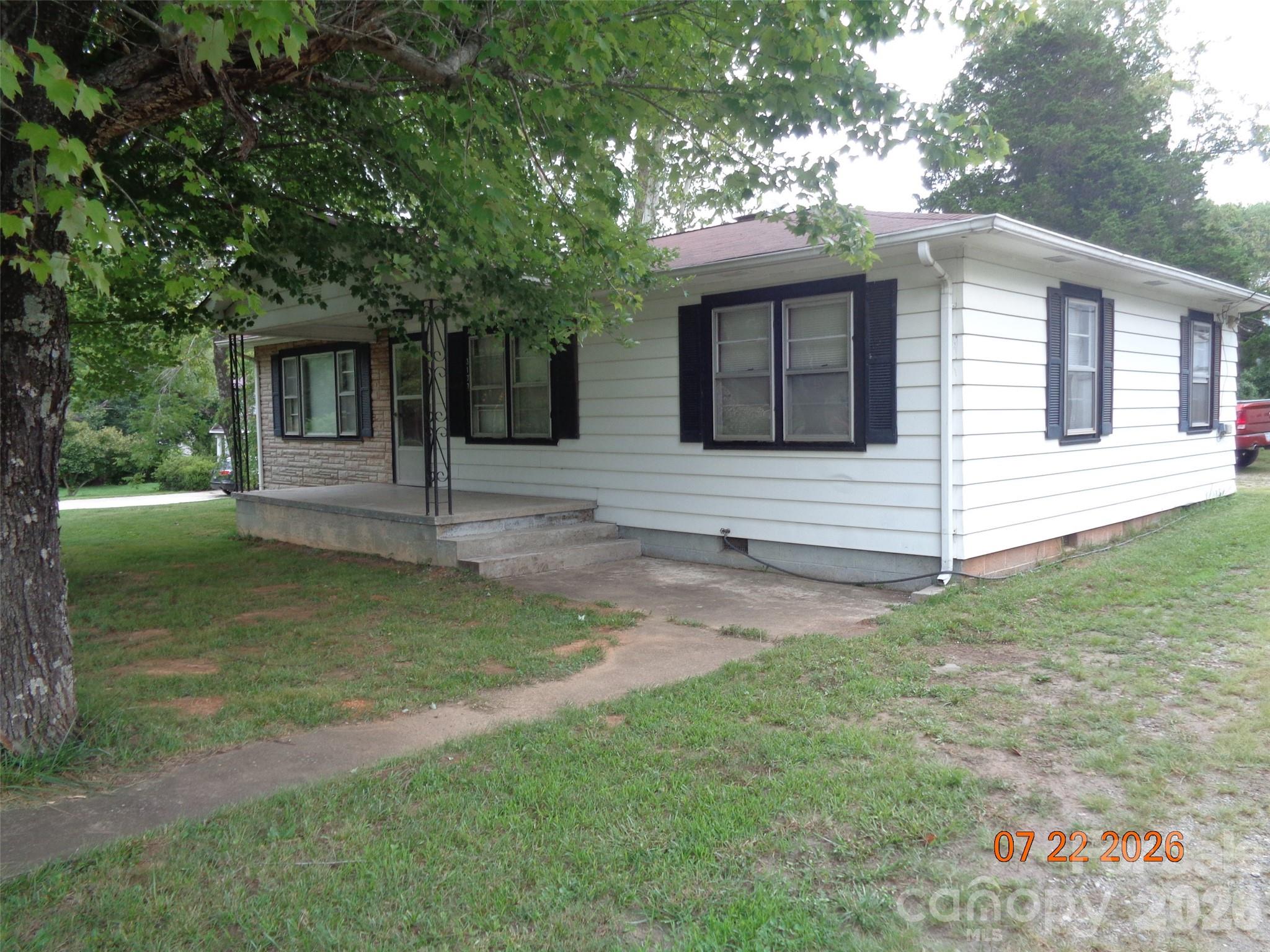 3181 & 3177 Morganton Boulevard Property Photo 1