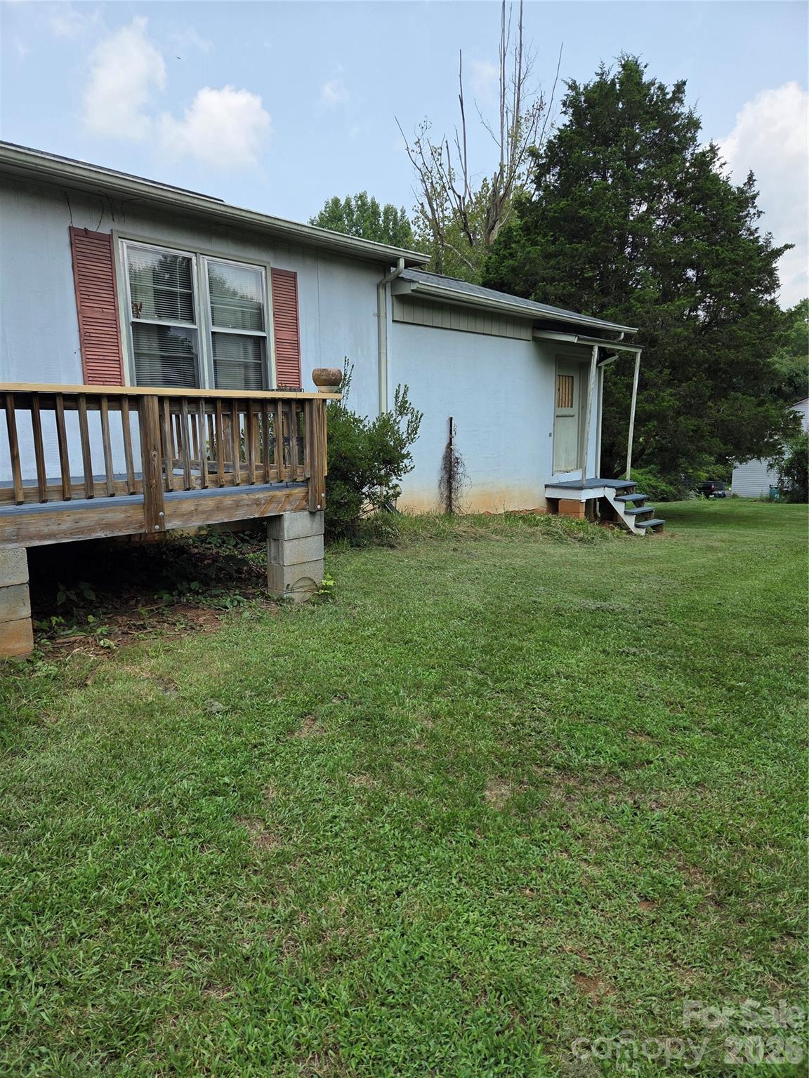 3181 & 3177 Morganton Boulevard Property Photo 21
