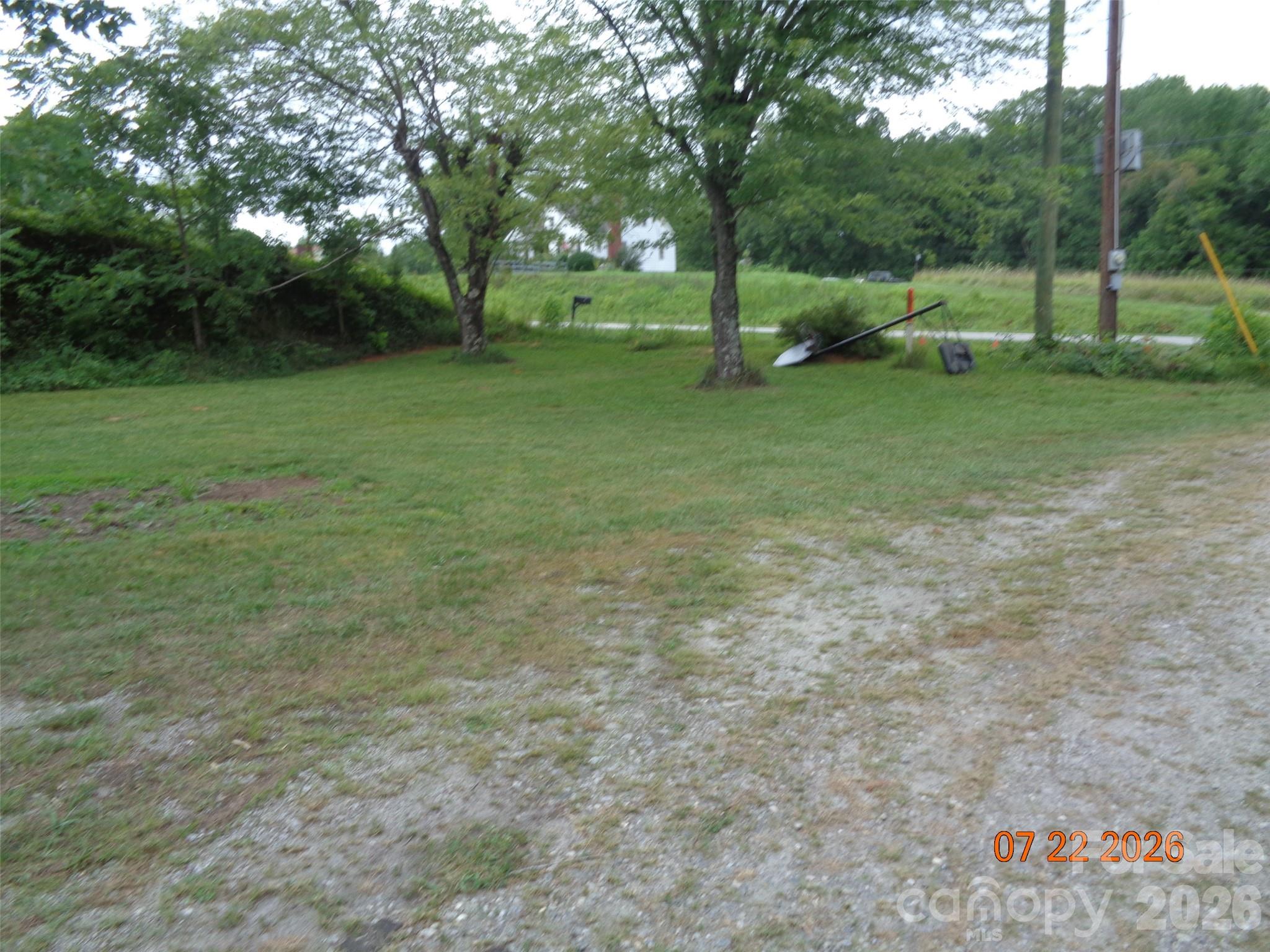 3181 & 3177 Morganton Boulevard Property Photo 26