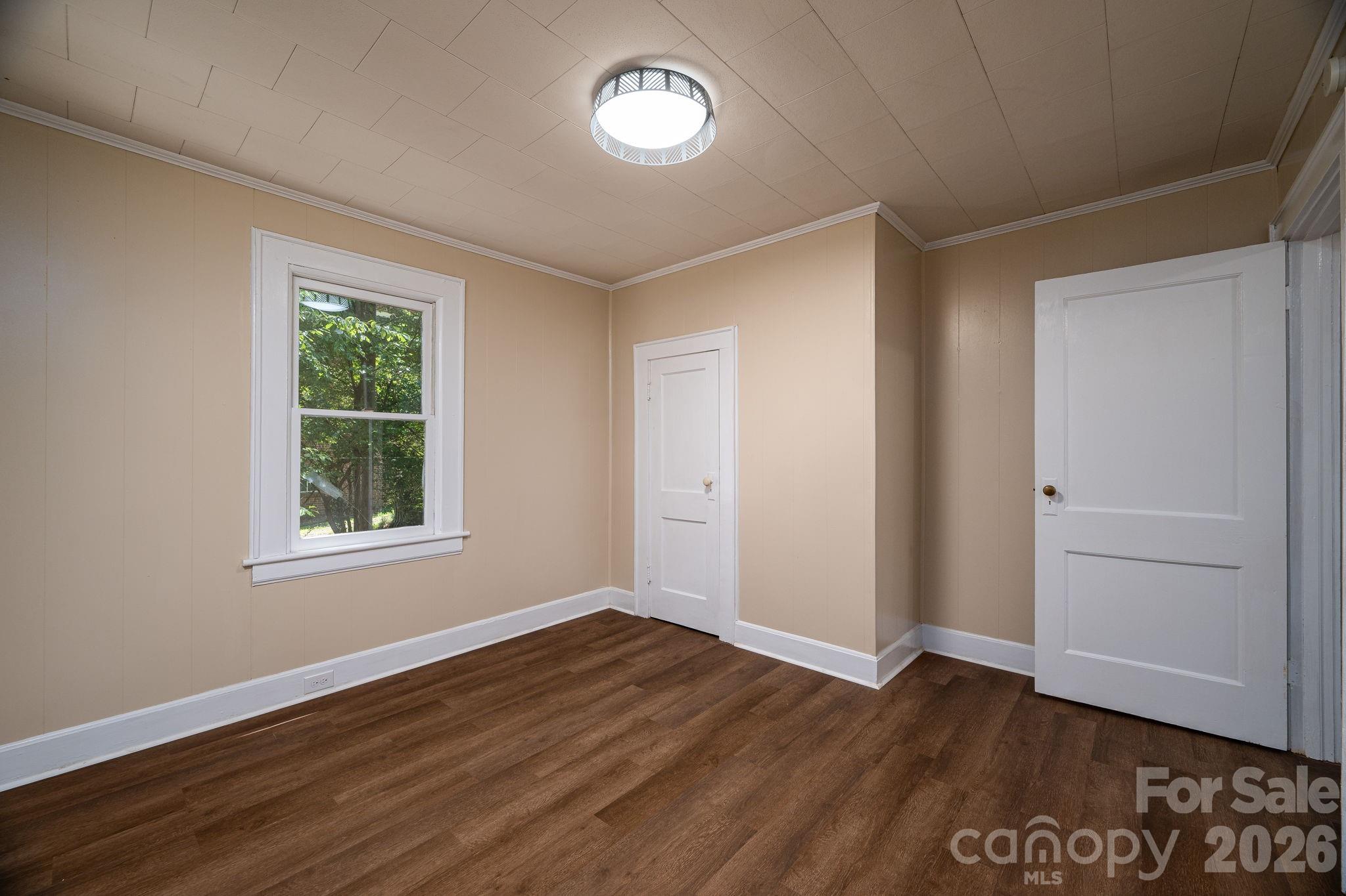 214 23rd Street Property Photo 6