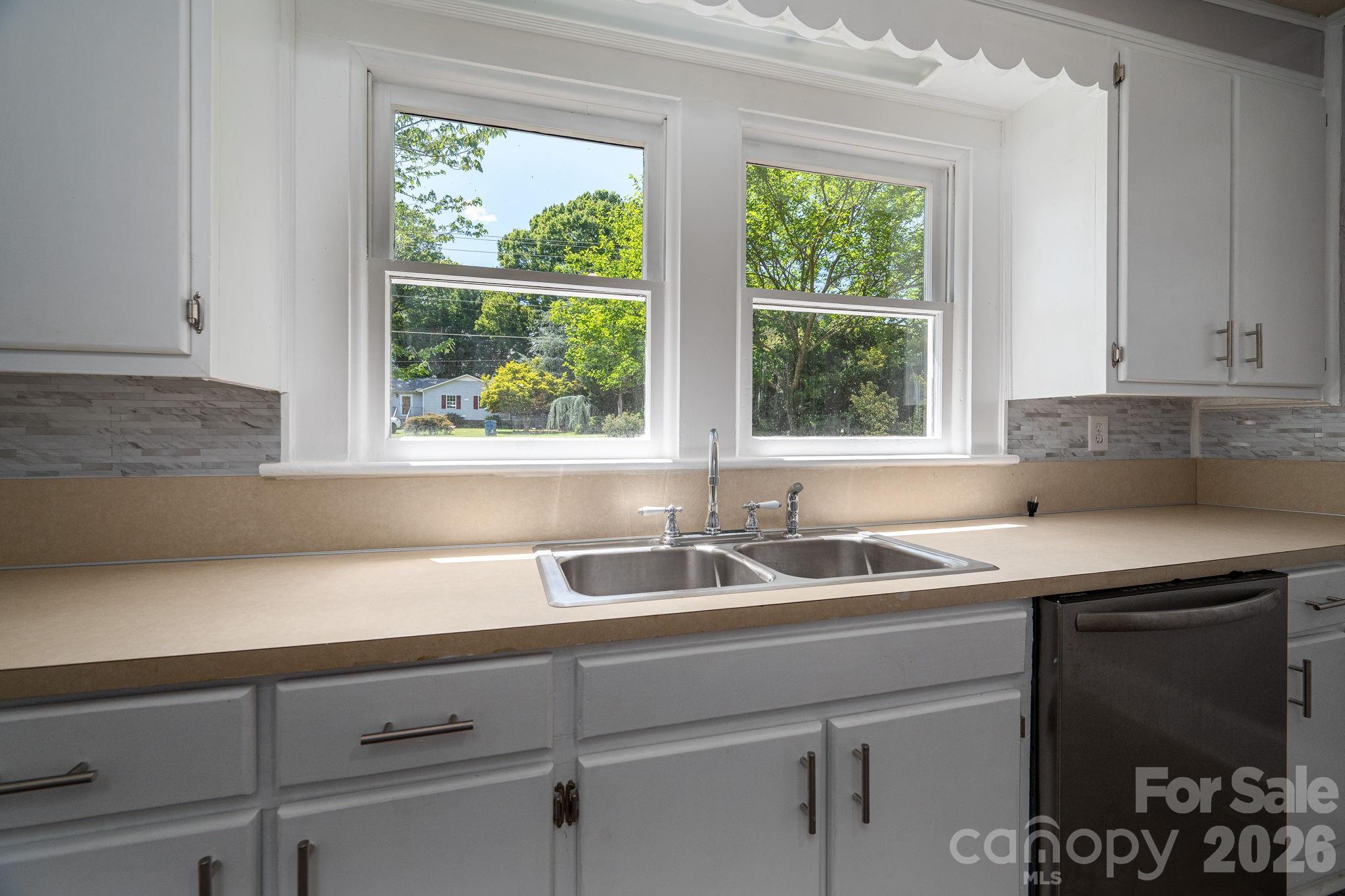 214 23rd Street Property Photo 14