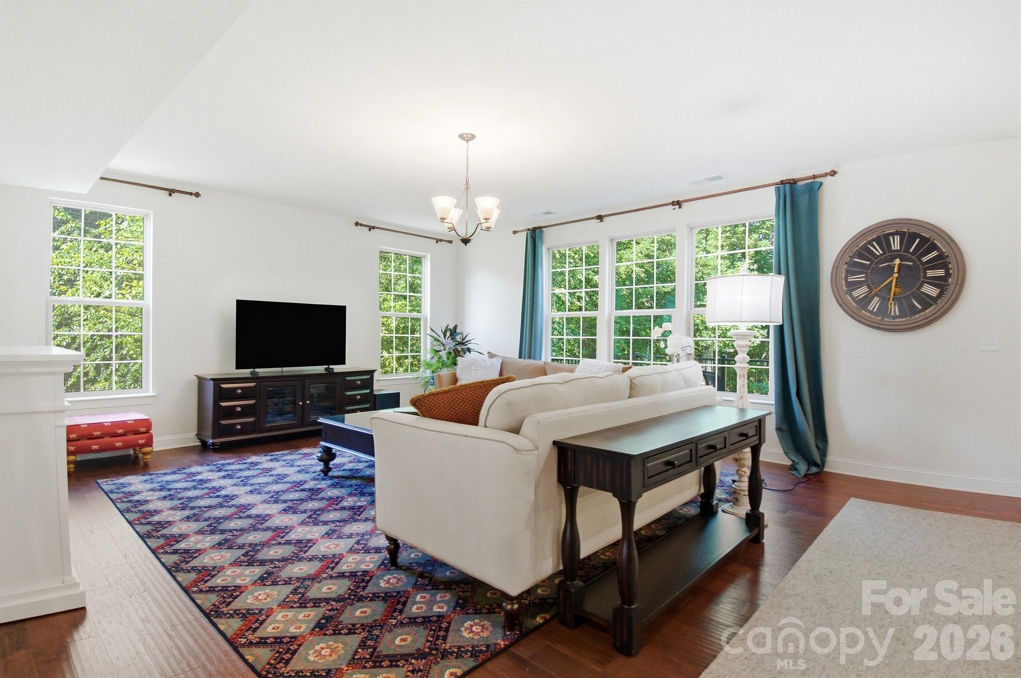 8306 Early Bird Way Property Photo 6
