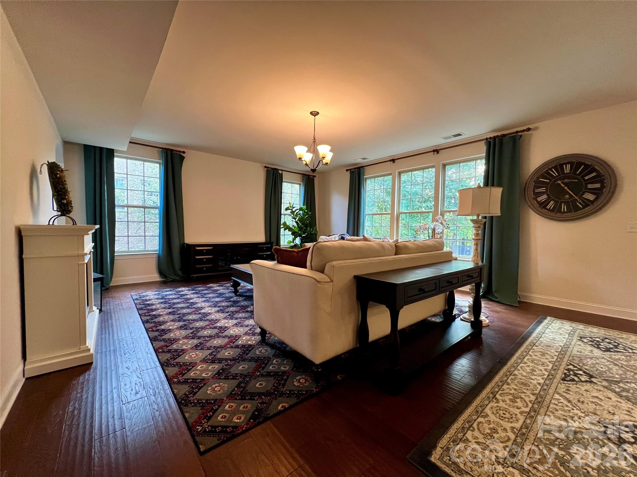 8306 Early Bird Way Property Photo 6