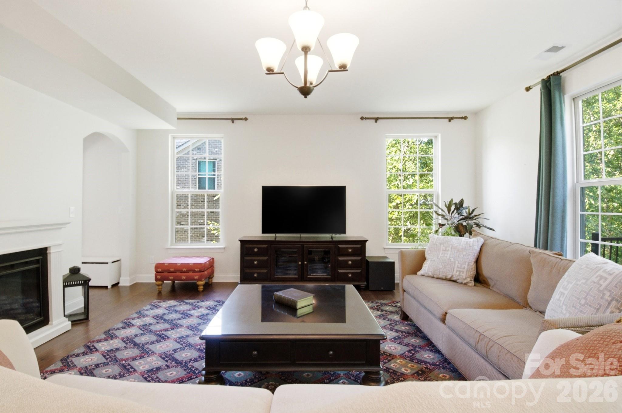 8306 Early Bird Way Property Photo 8