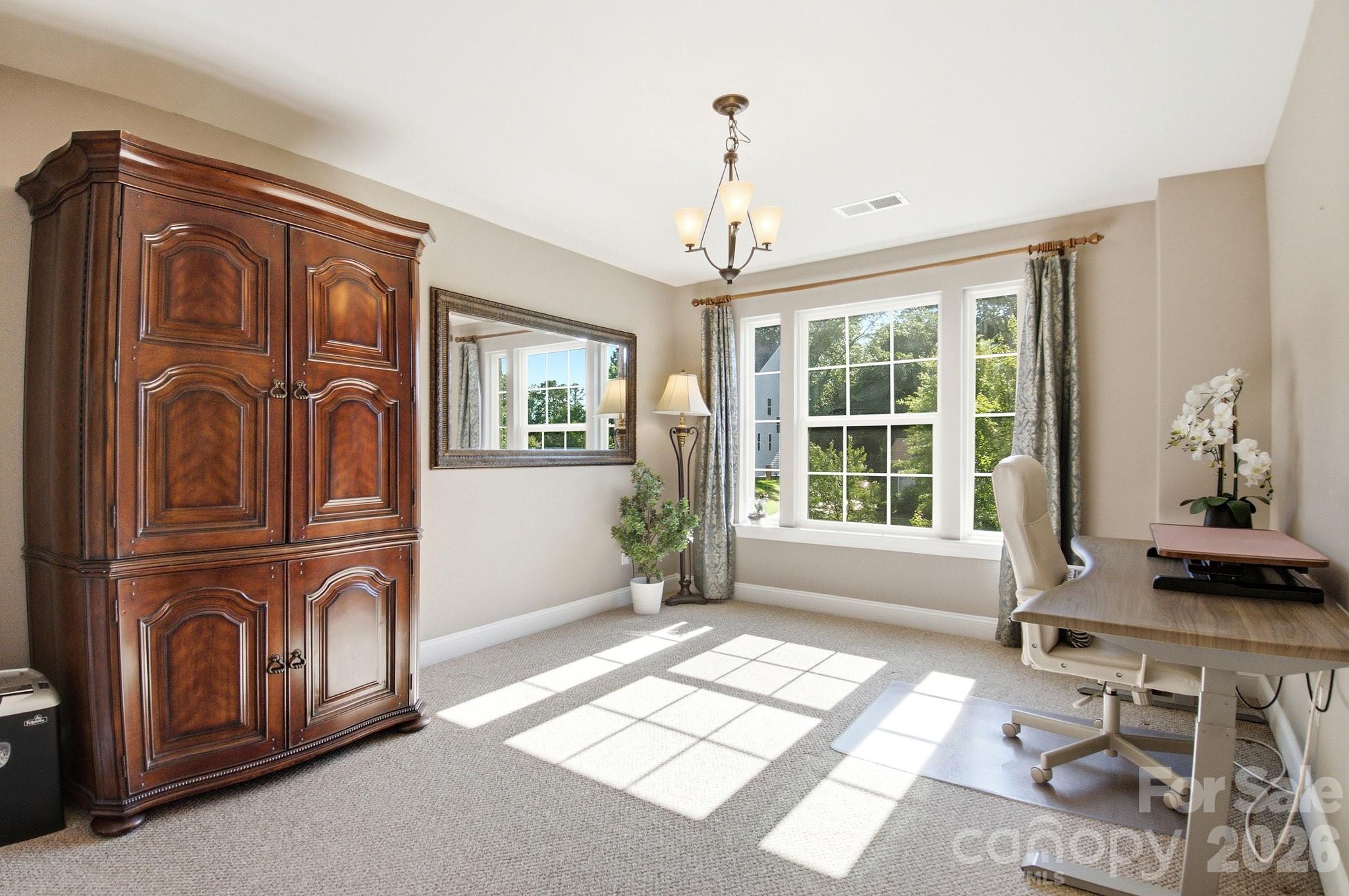8306 Early Bird Way Property Photo 28
