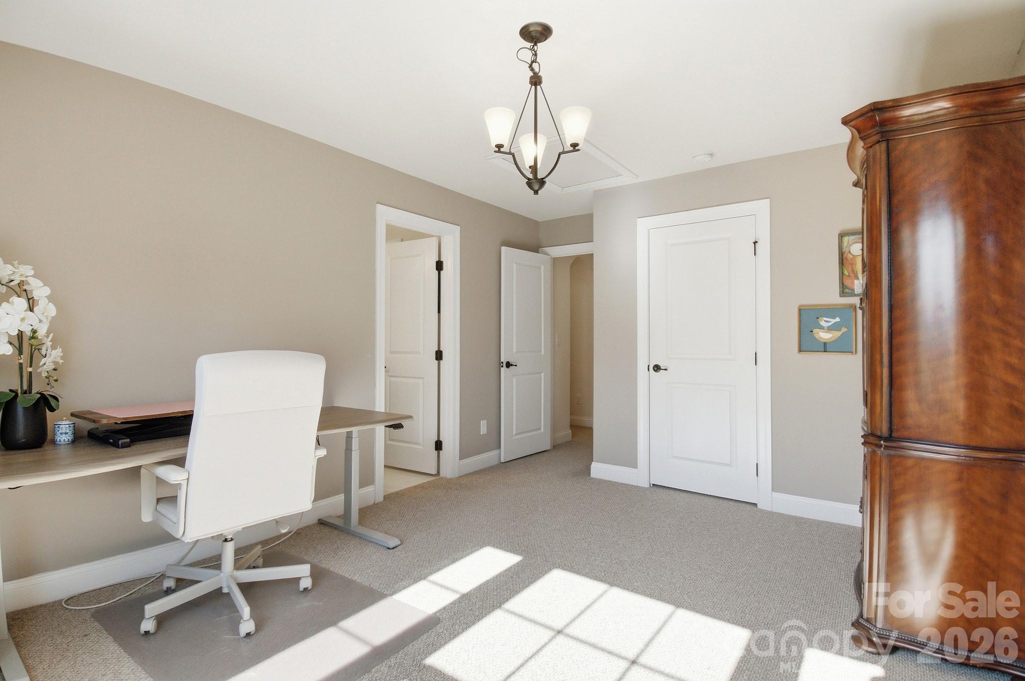 8306 Early Bird Way Property Photo 30