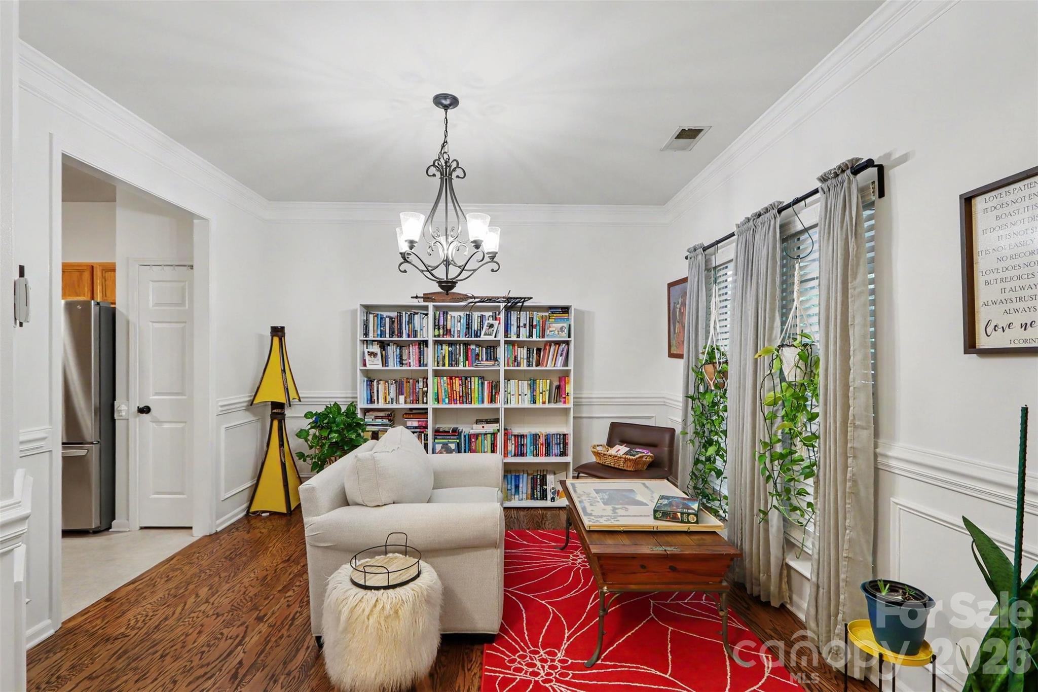 6715 Tanners Creek Drive Property Photo 8
