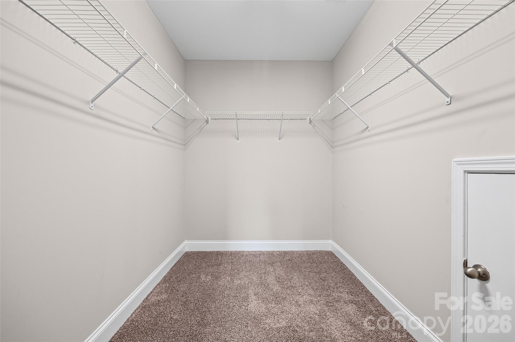 6211 Griffith Road Property Photo 20