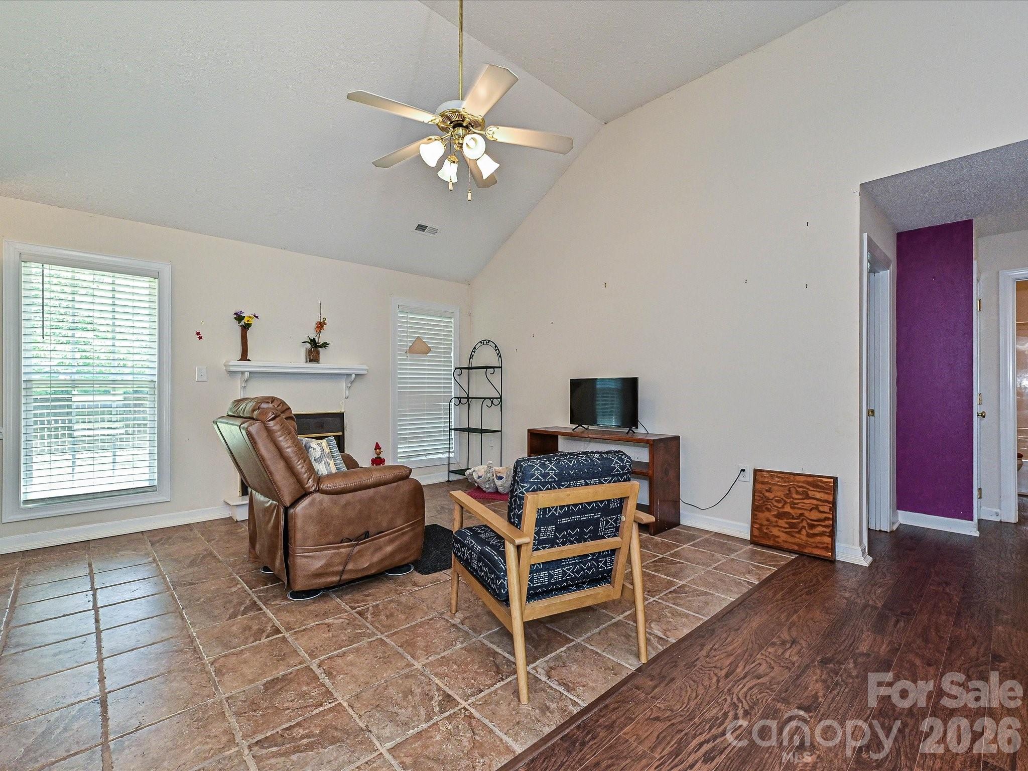 2814 Rosemeade Drive Property Photo 18