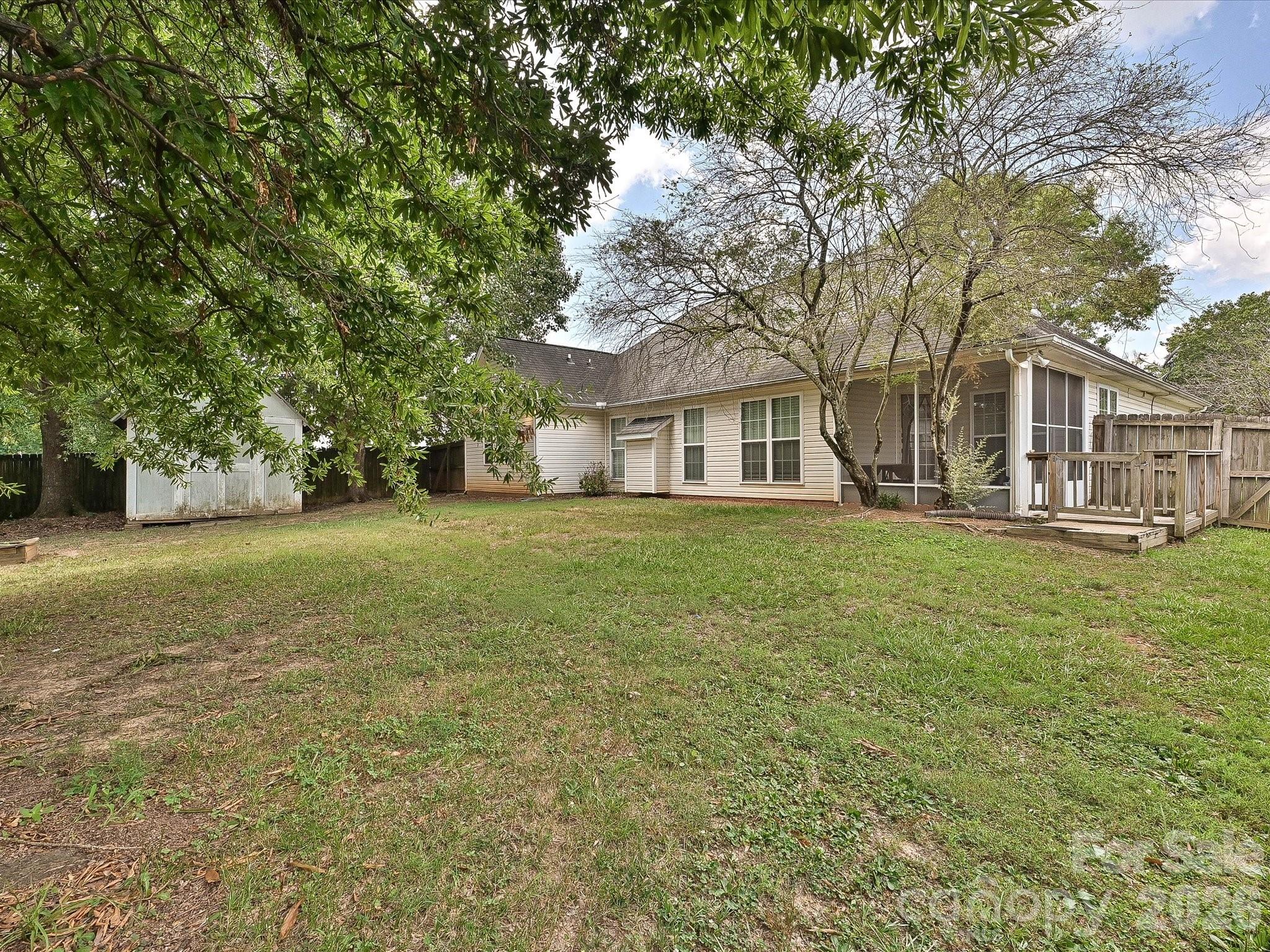 2814 Rosemeade Drive Property Photo 27