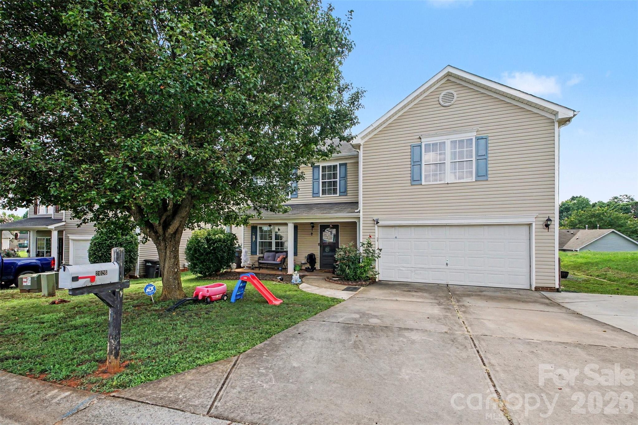 2026 Edenderry Drive Property Photo 2