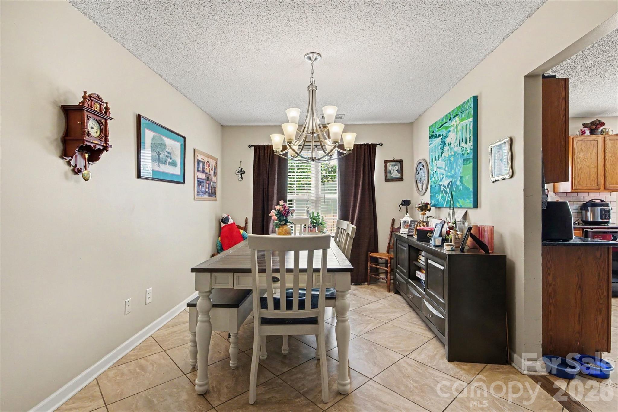 2026 Edenderry Drive Property Photo 7