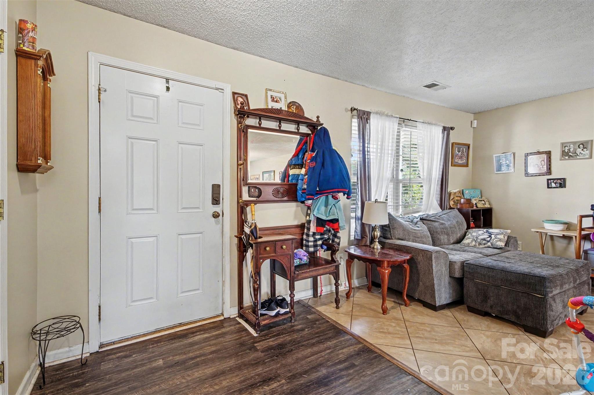 2026 Edenderry Drive Property Photo 24