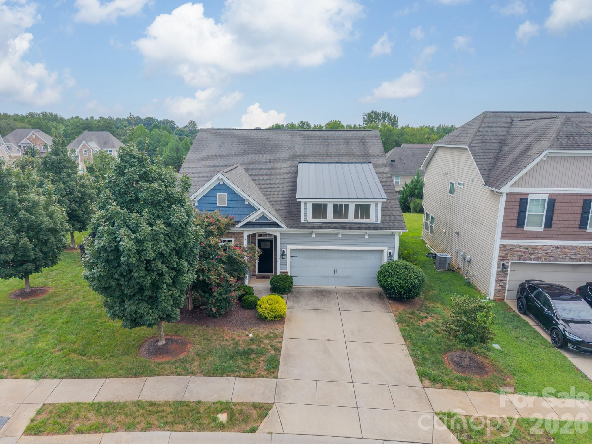 7405 Hamilton Bridge Road Property Photo 1