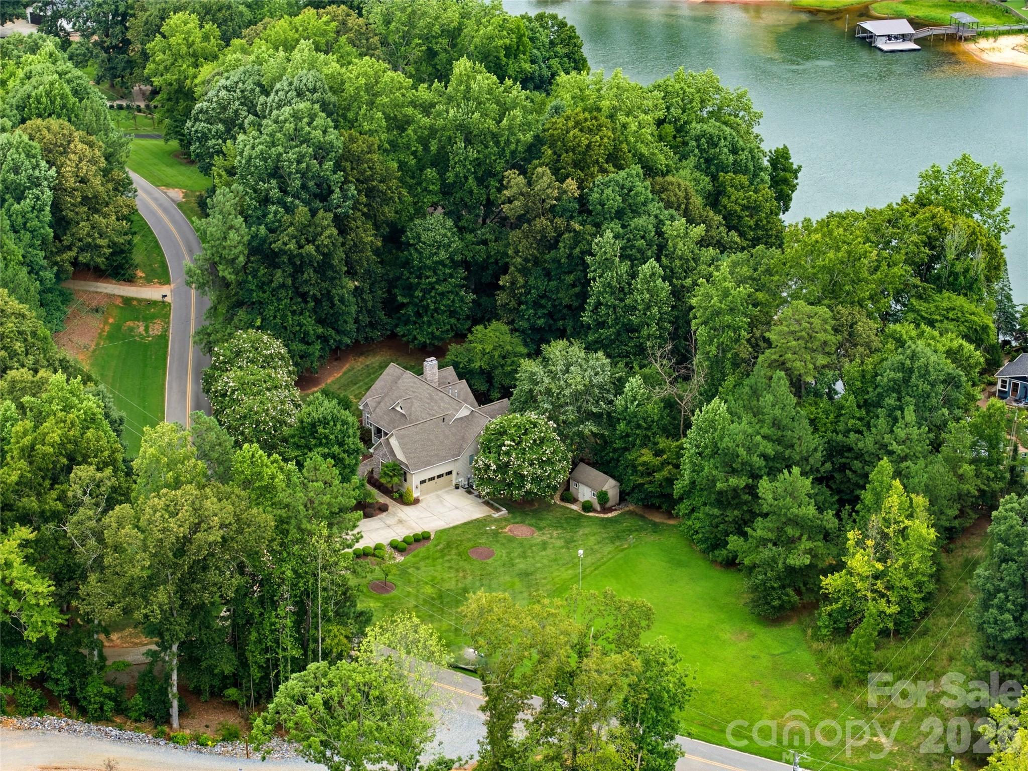 291 Patternote Road Property Photo 5