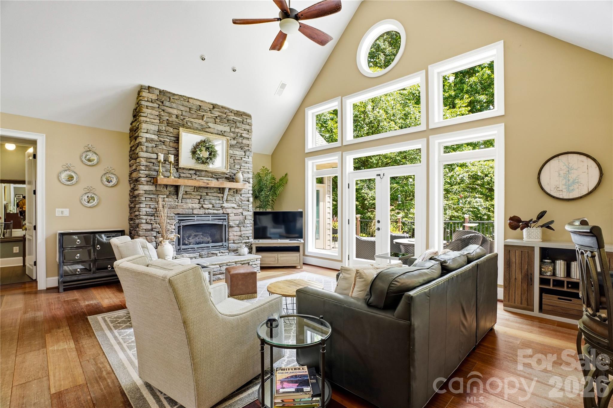 291 Patternote Road Property Photo 10