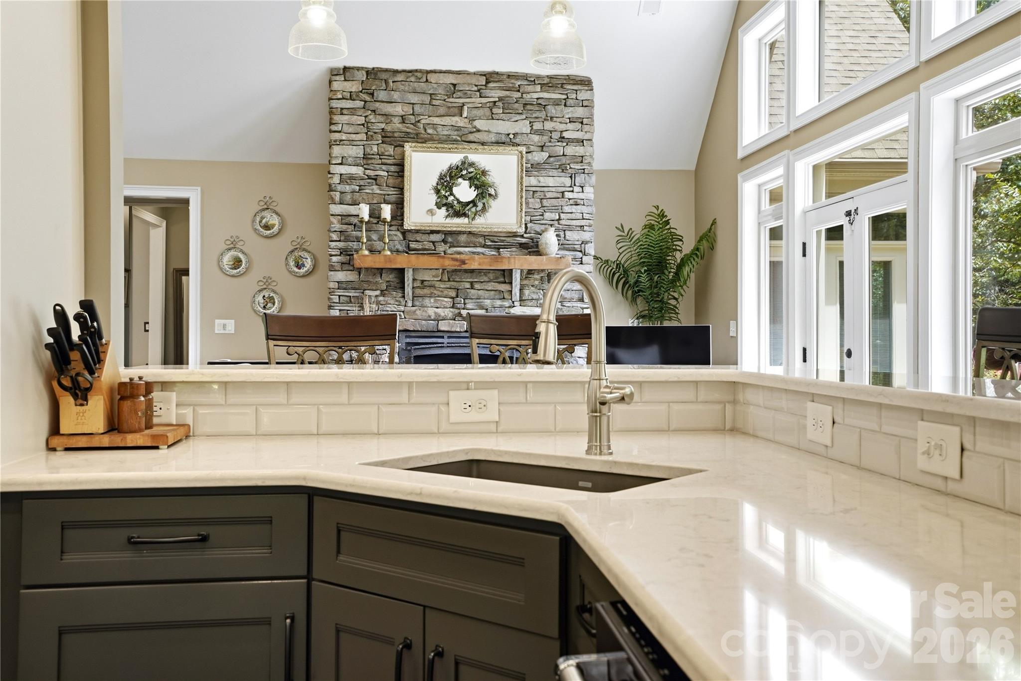 291 Patternote Road Property Photo 15