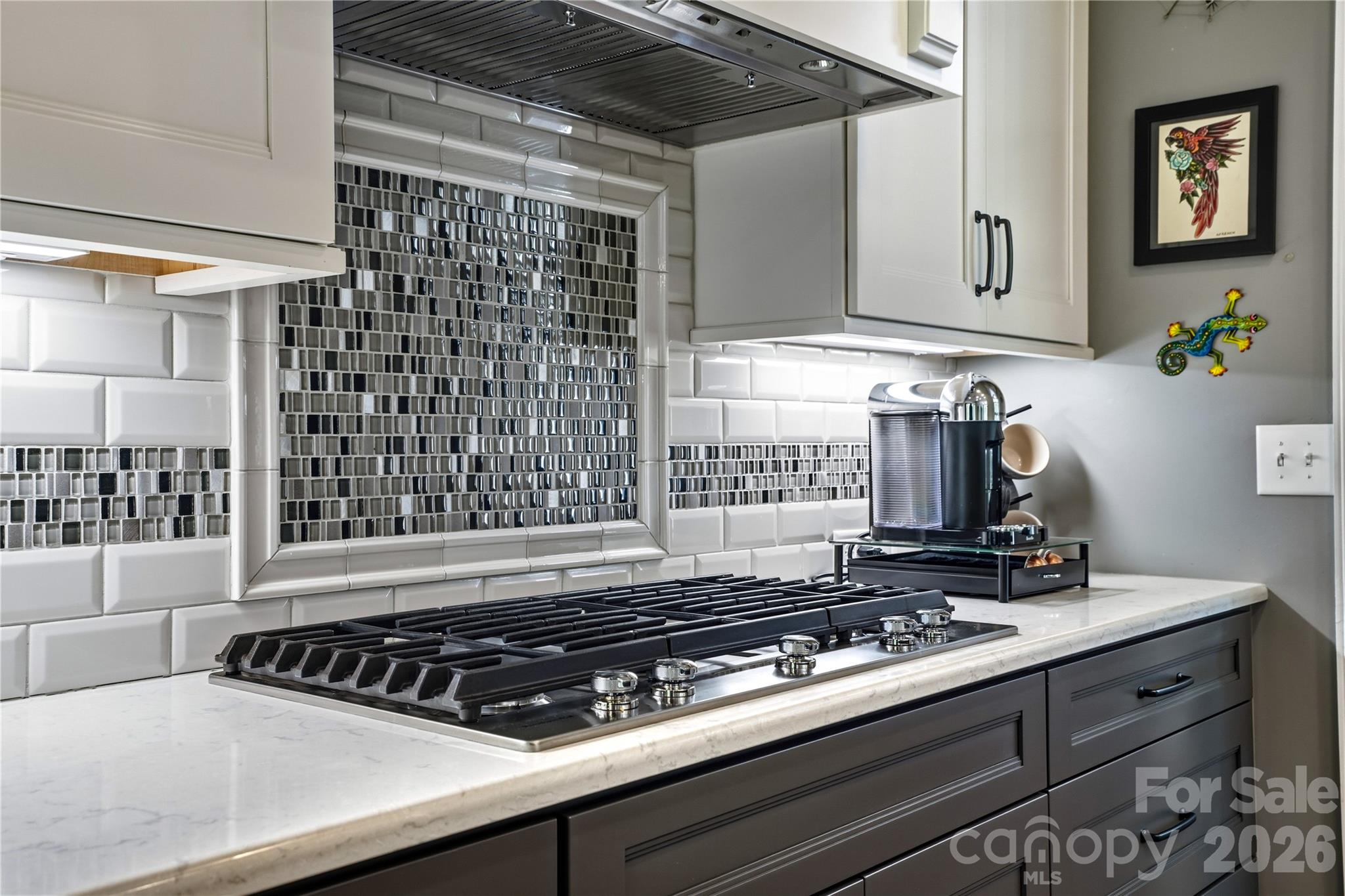 291 Patternote Road Property Photo 16