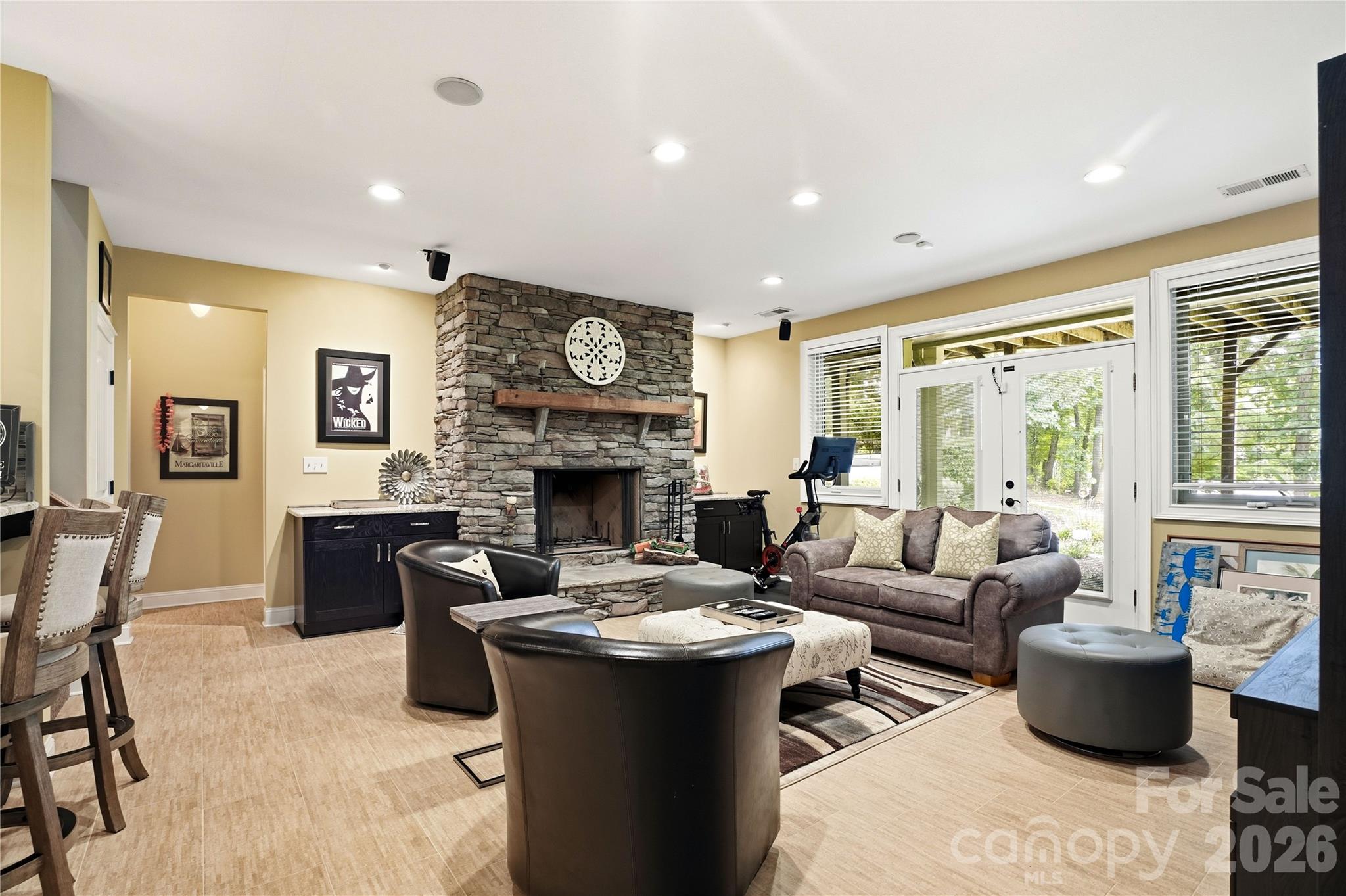 291 Patternote Road Property Photo 29