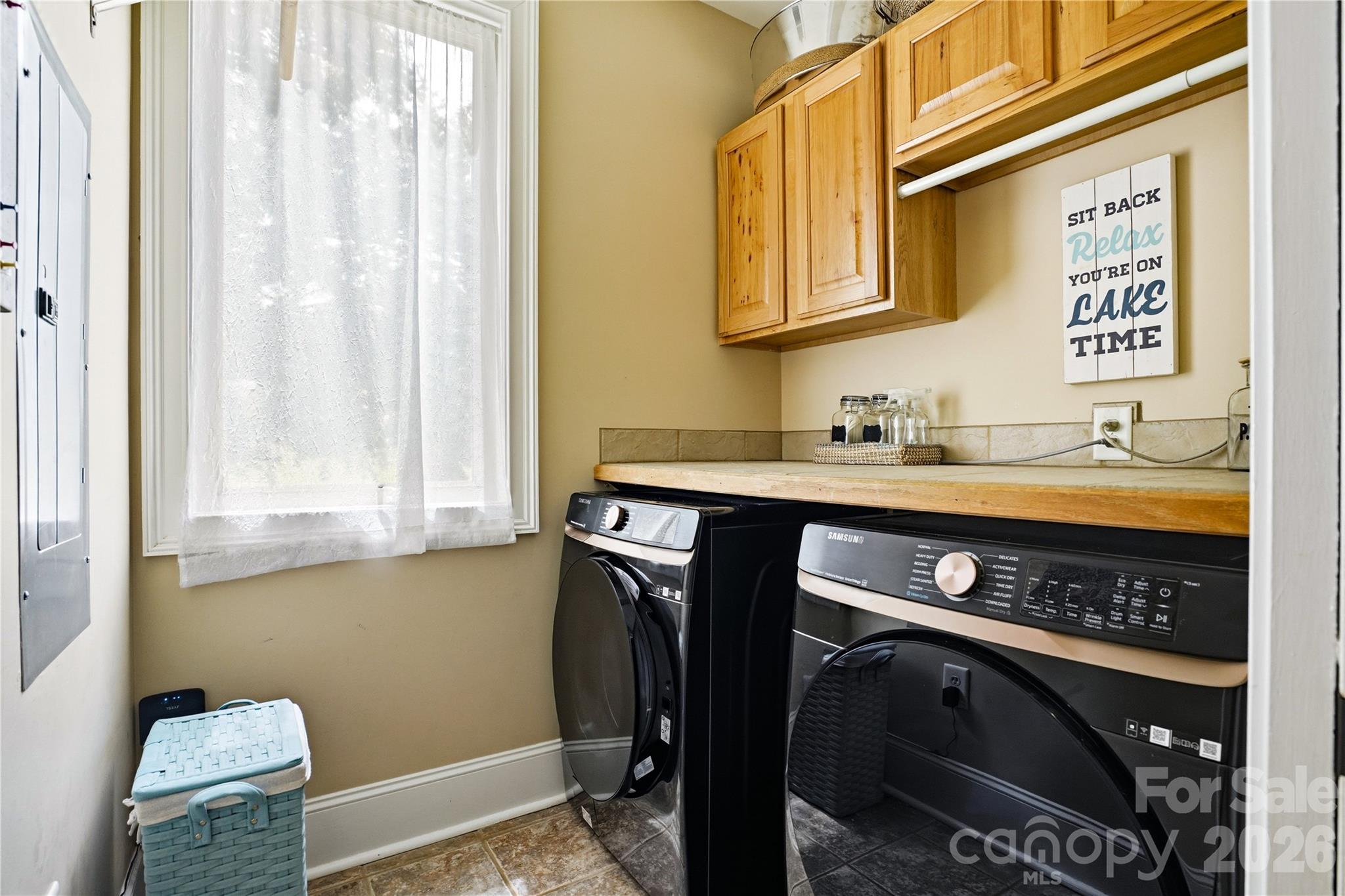 291 Patternote Road Property Photo 40
