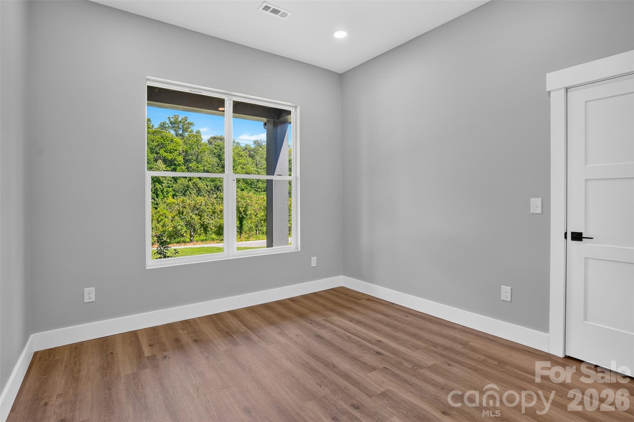68 Point Hope Lane 6 Property Photo 25